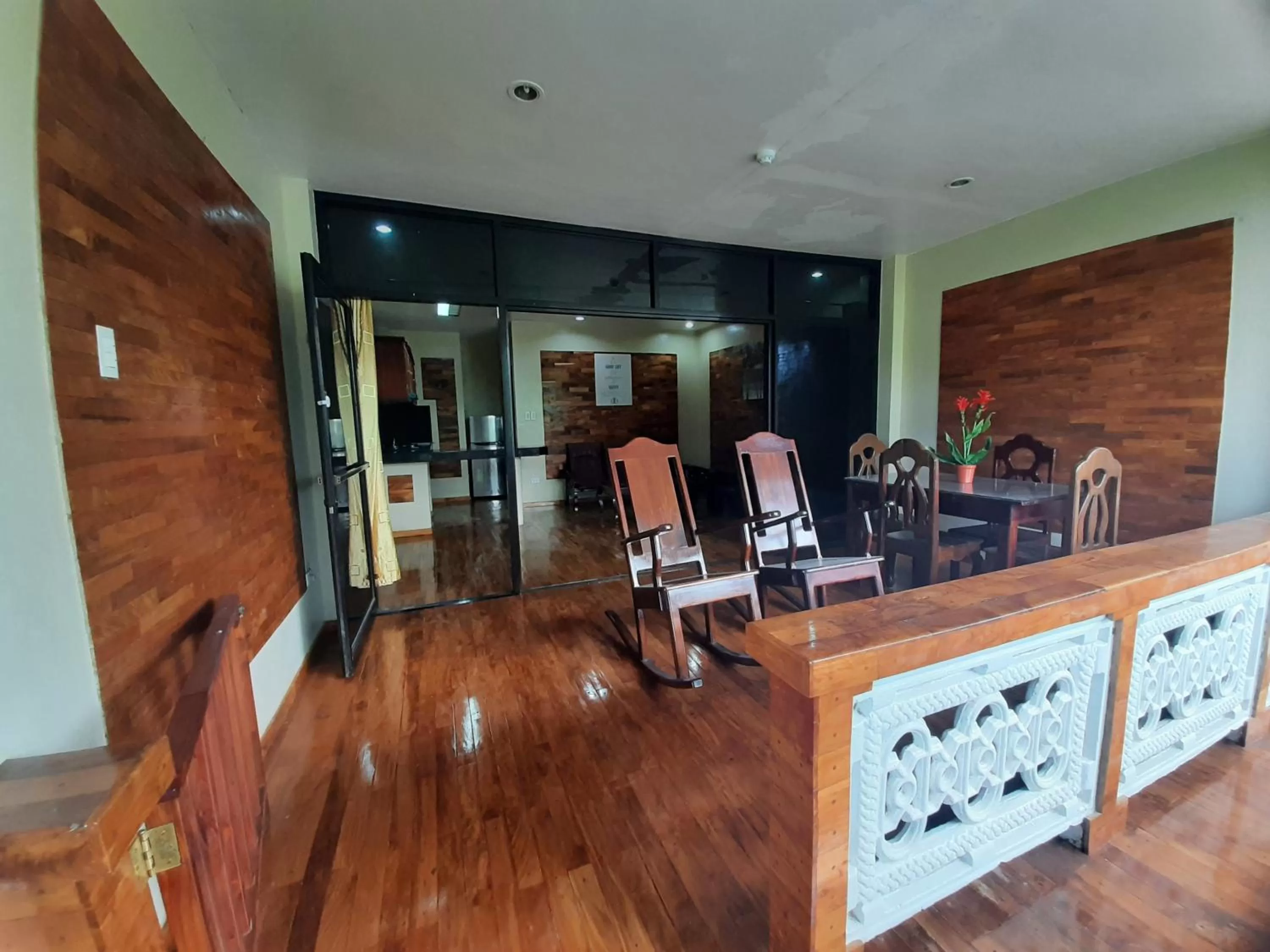 Balcony/Terrace in Mabini Hotel