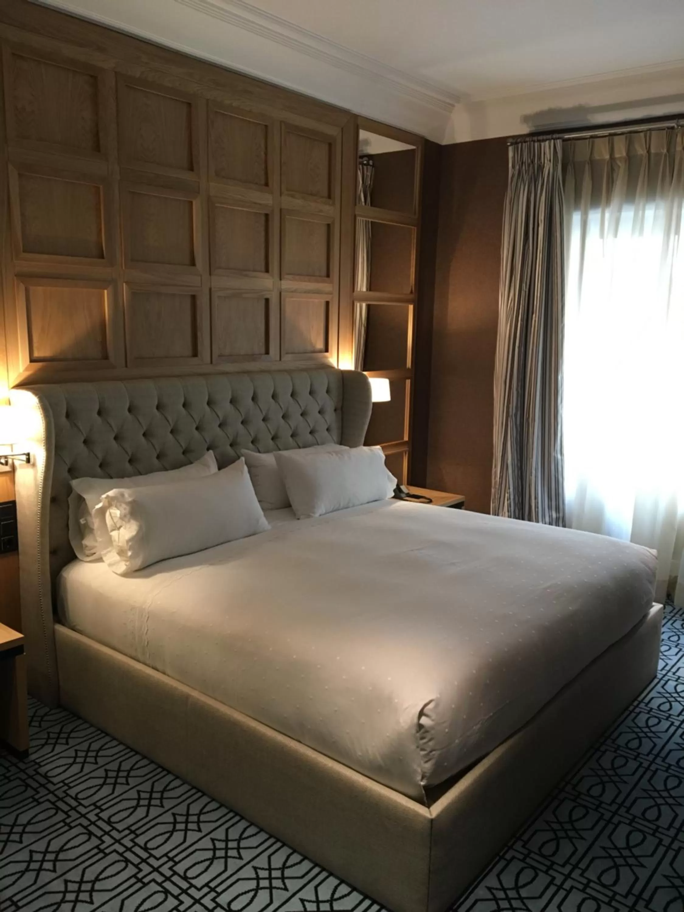 Day, Bed in Hotel Rector