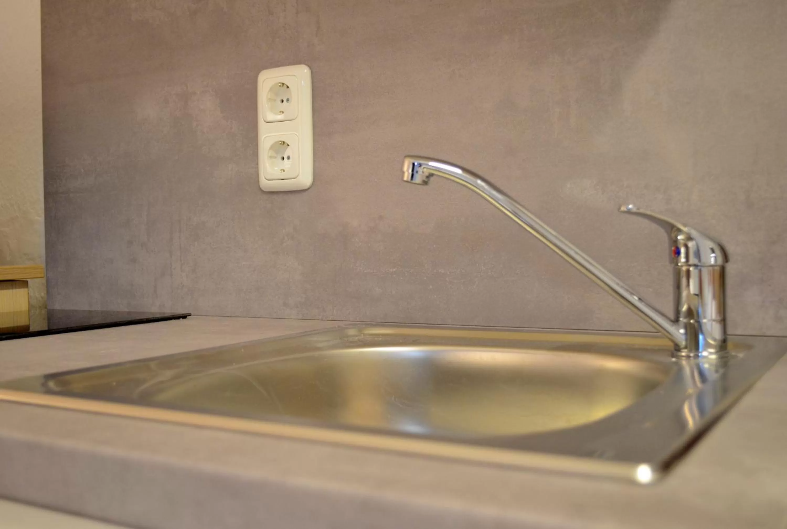 Kitchen or kitchenette, Kitchen/Kitchenette in Hana Aparthotel