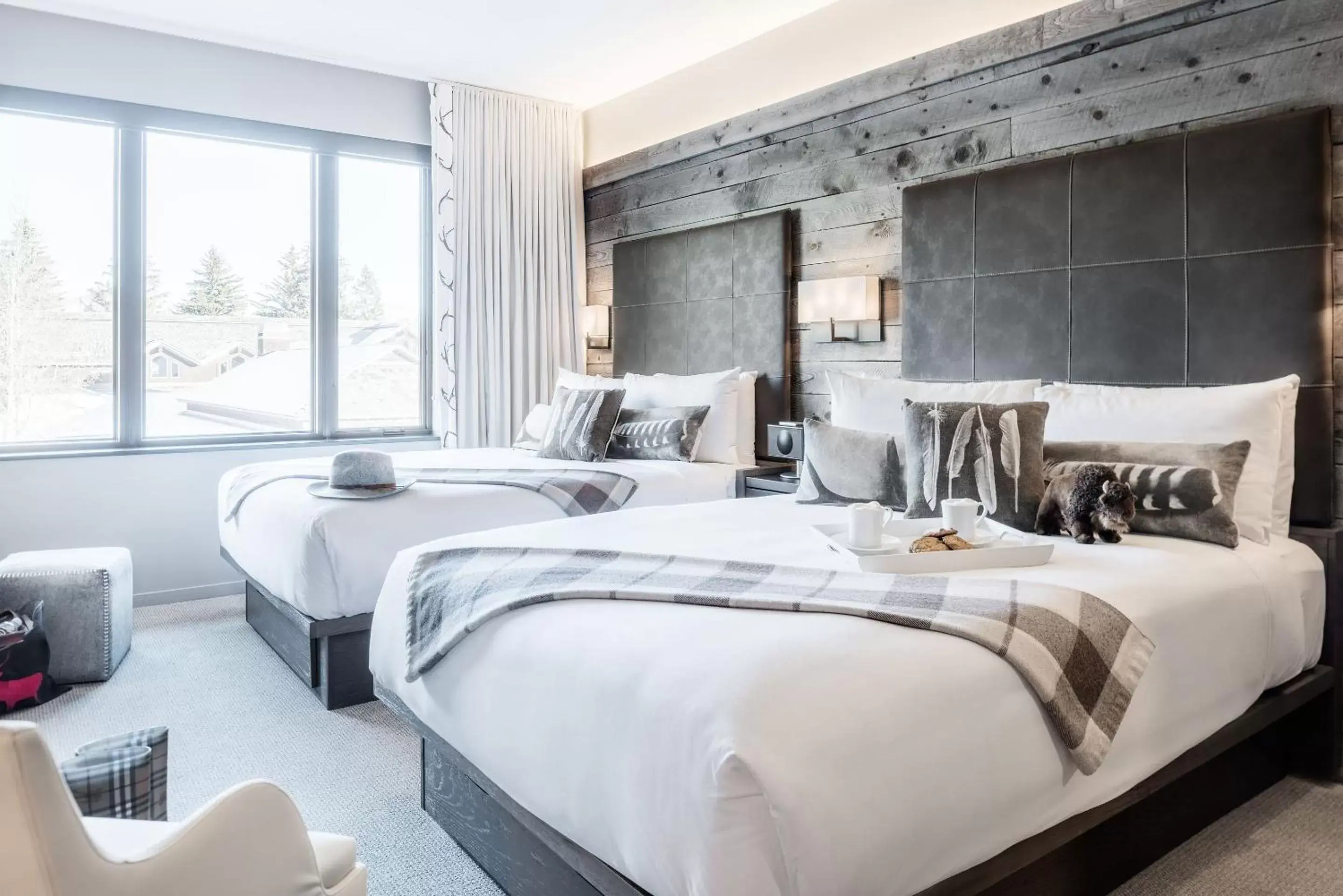 Premium Double Queen Room in Hotel Jackson Premium Double Queen Room in Hotel Jackson