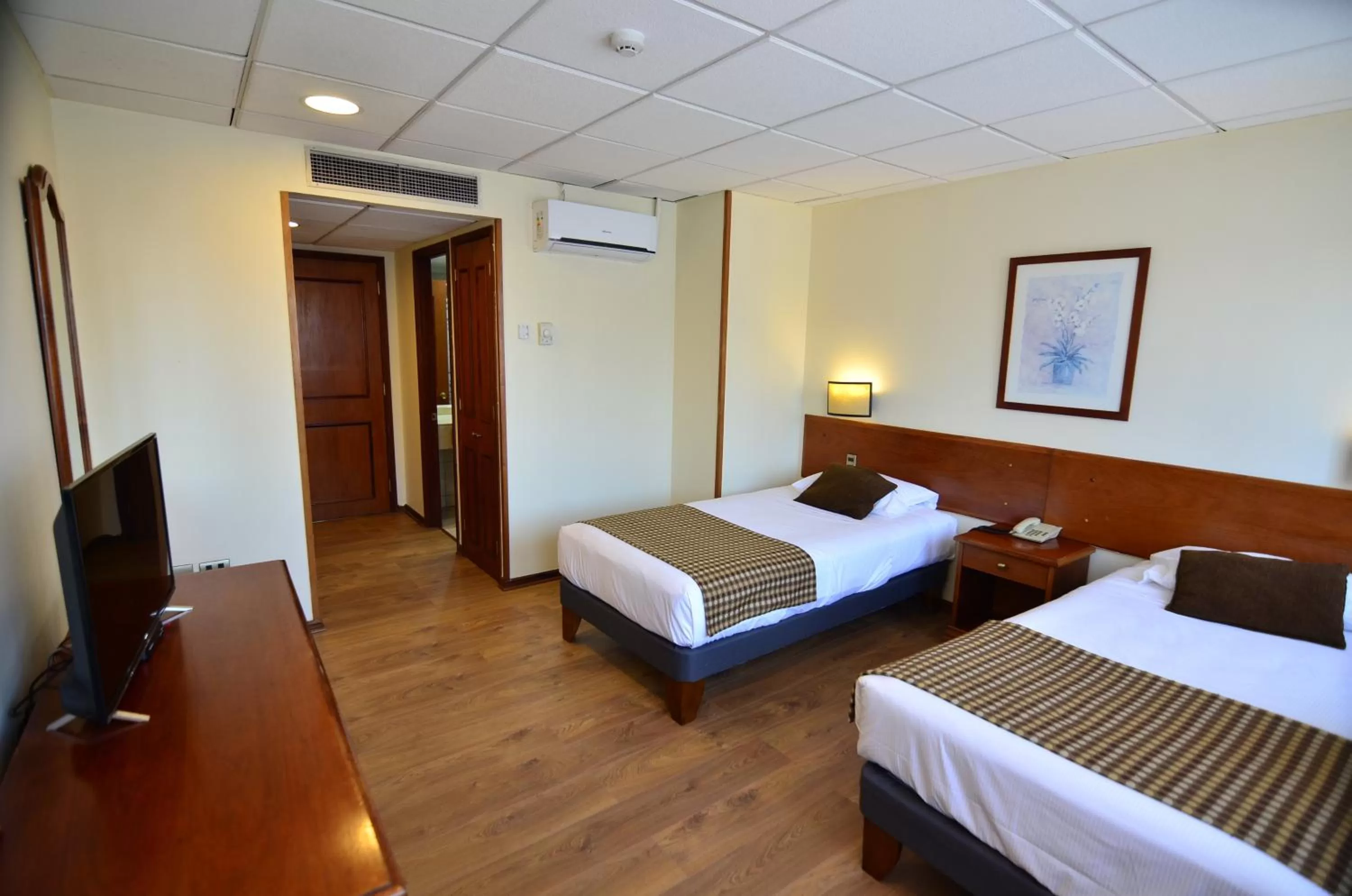 Bedroom, Bed in Tur Hotel Santiago