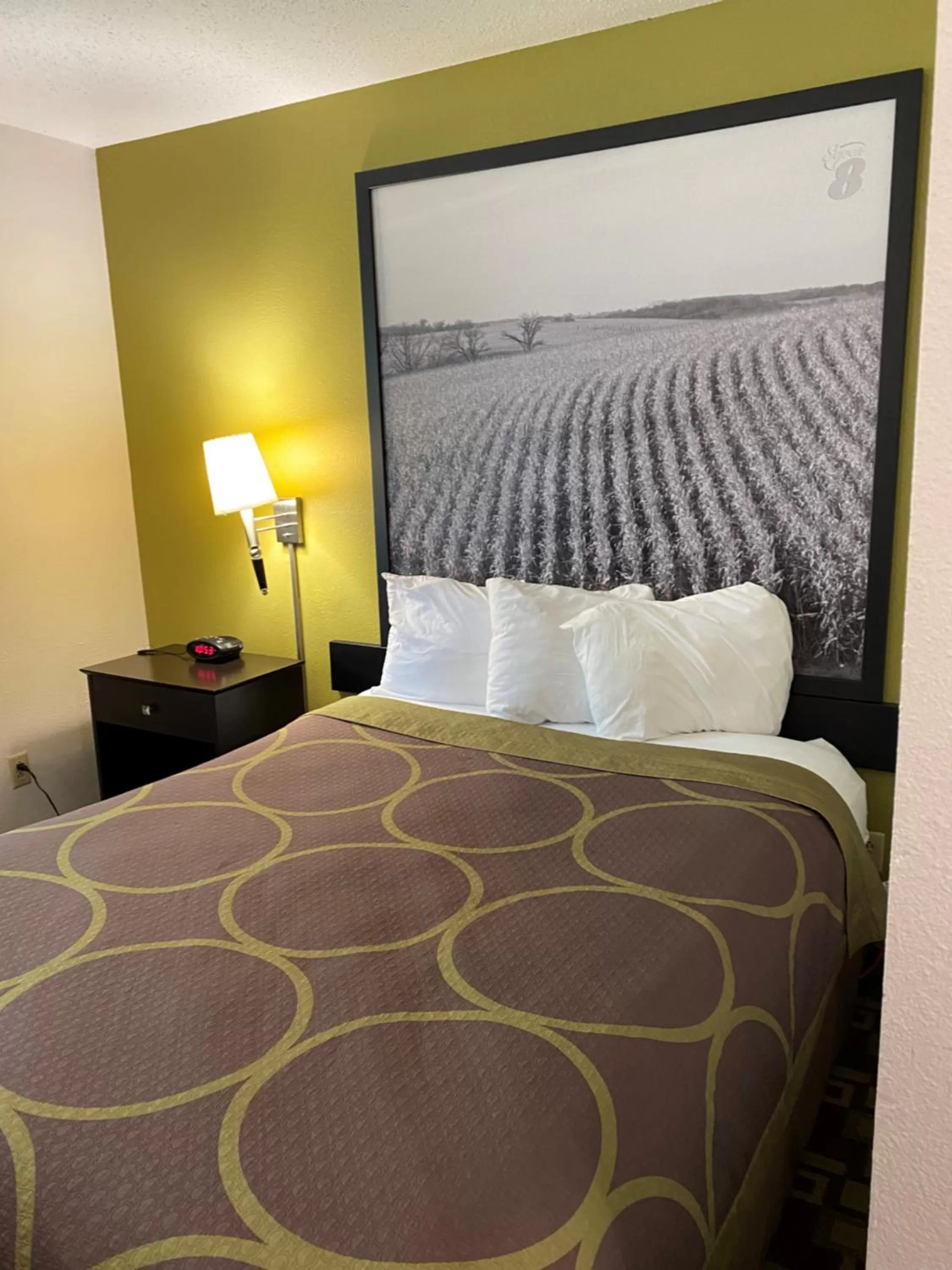 Bed in Super 8 by Wyndham Independence IA