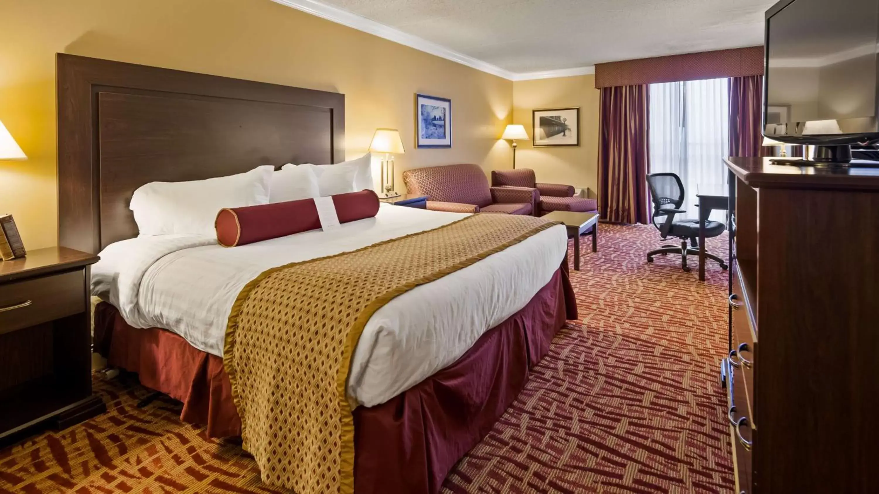 King Room - Disability Access in Best Western Plus Wilkes Barre Center City King Room - Disability Access in Best Western Plus Wilkes Barre Center City