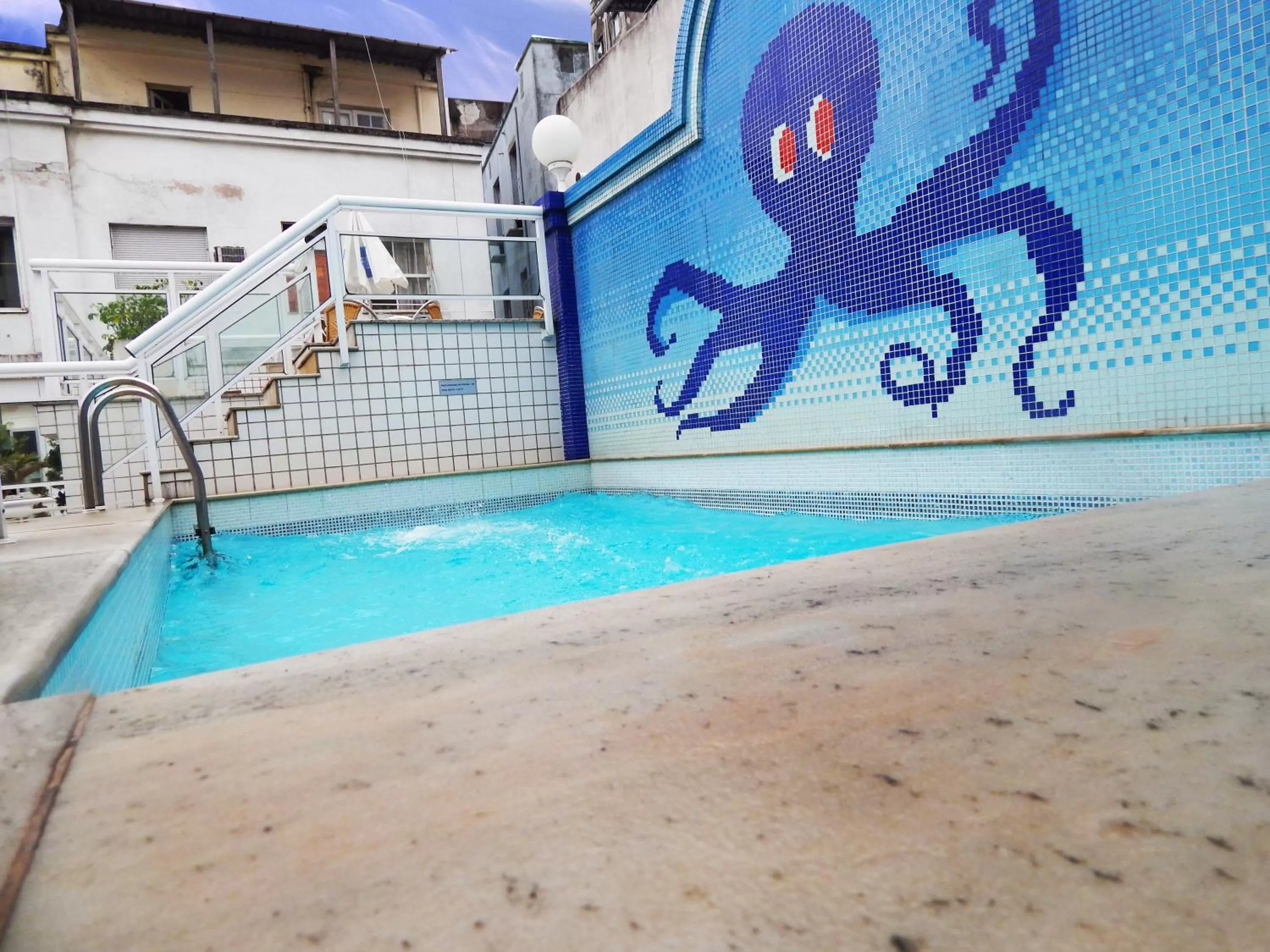 Swimming pool in Hotel OK