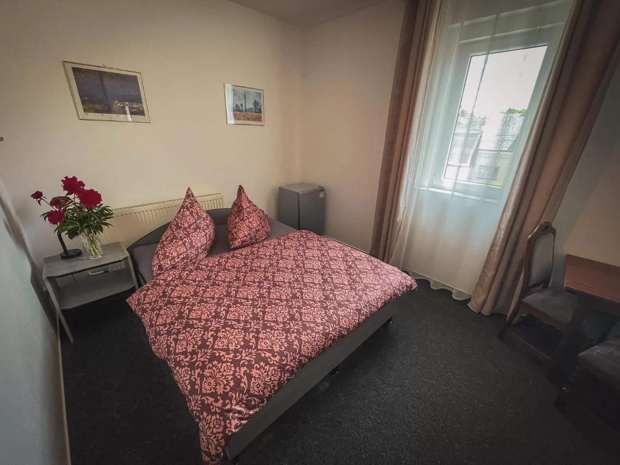 Bed in Hotel Apartment Faraon