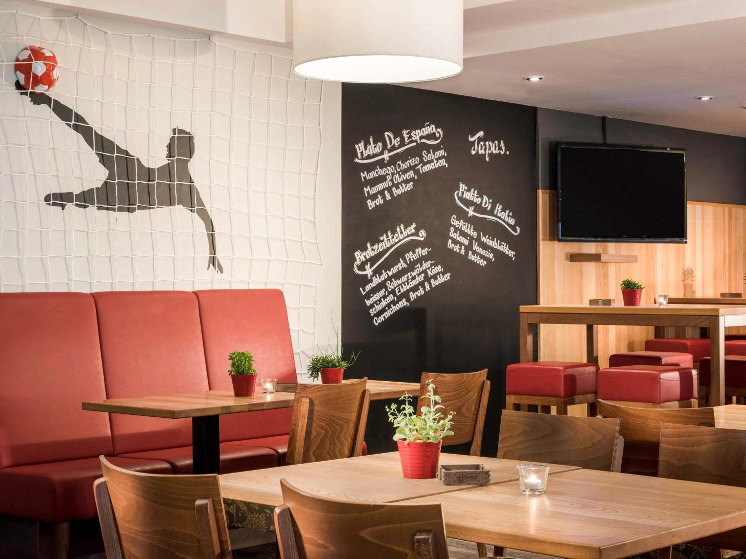 Lounge or bar, Restaurant/Places to Eat in ibis Dortmund West