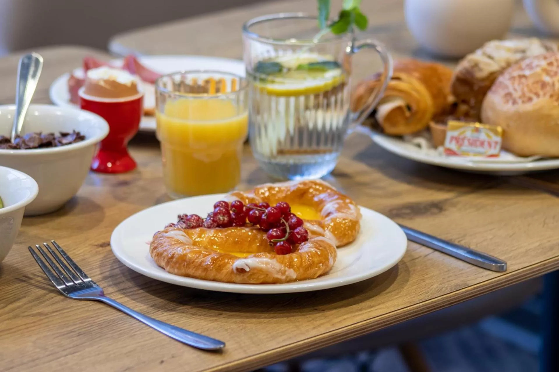 Breakfast in ibis De Panne