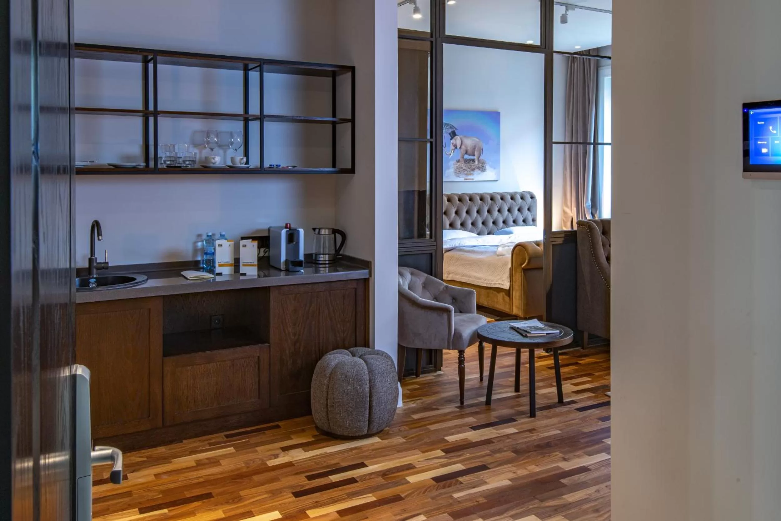 Kitchen/Kitchenette in Warm House Apart Hotel