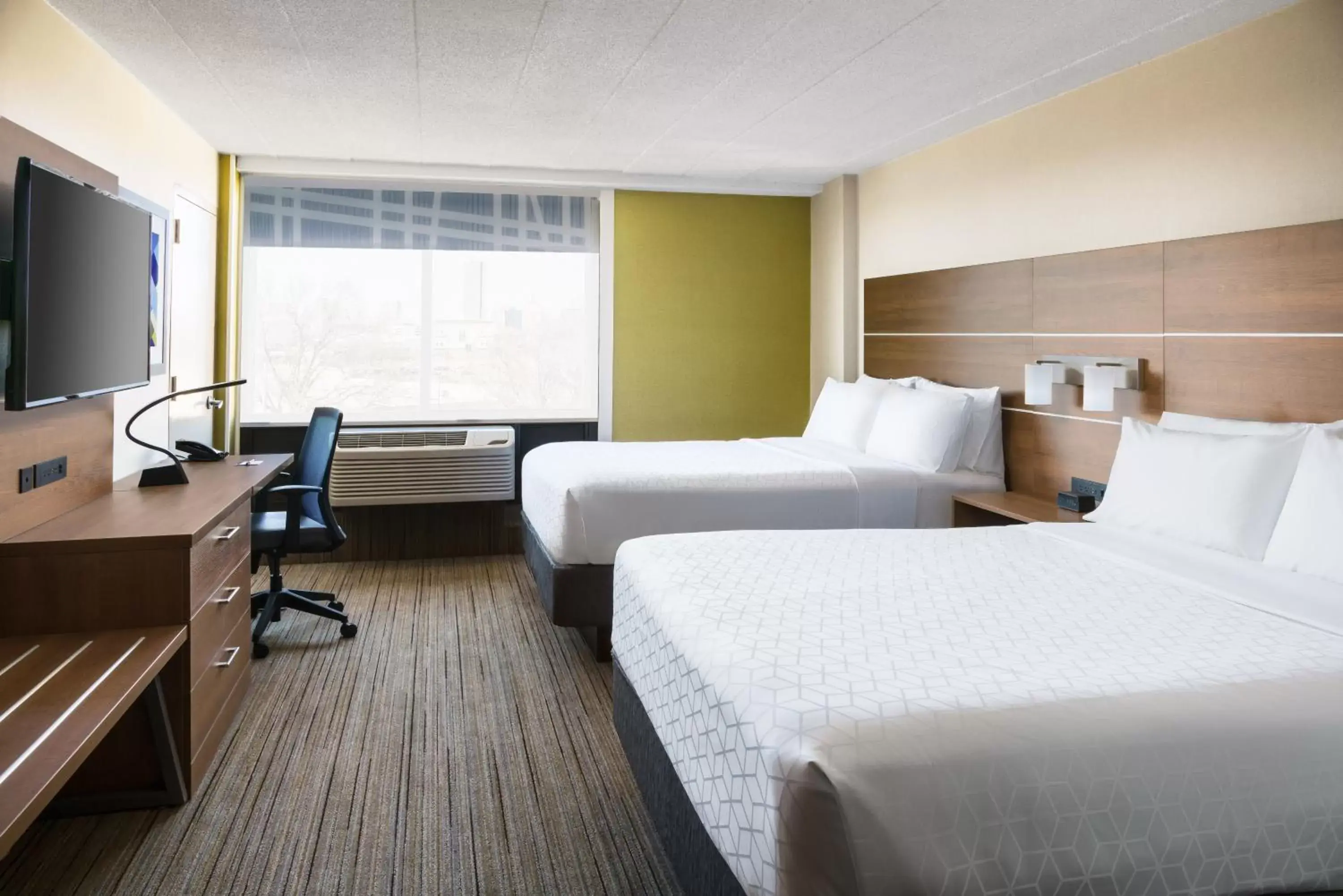 Standard Room in Holiday Inn Express Boston by IHG Standard Room in Holiday Inn Express Boston by IHG