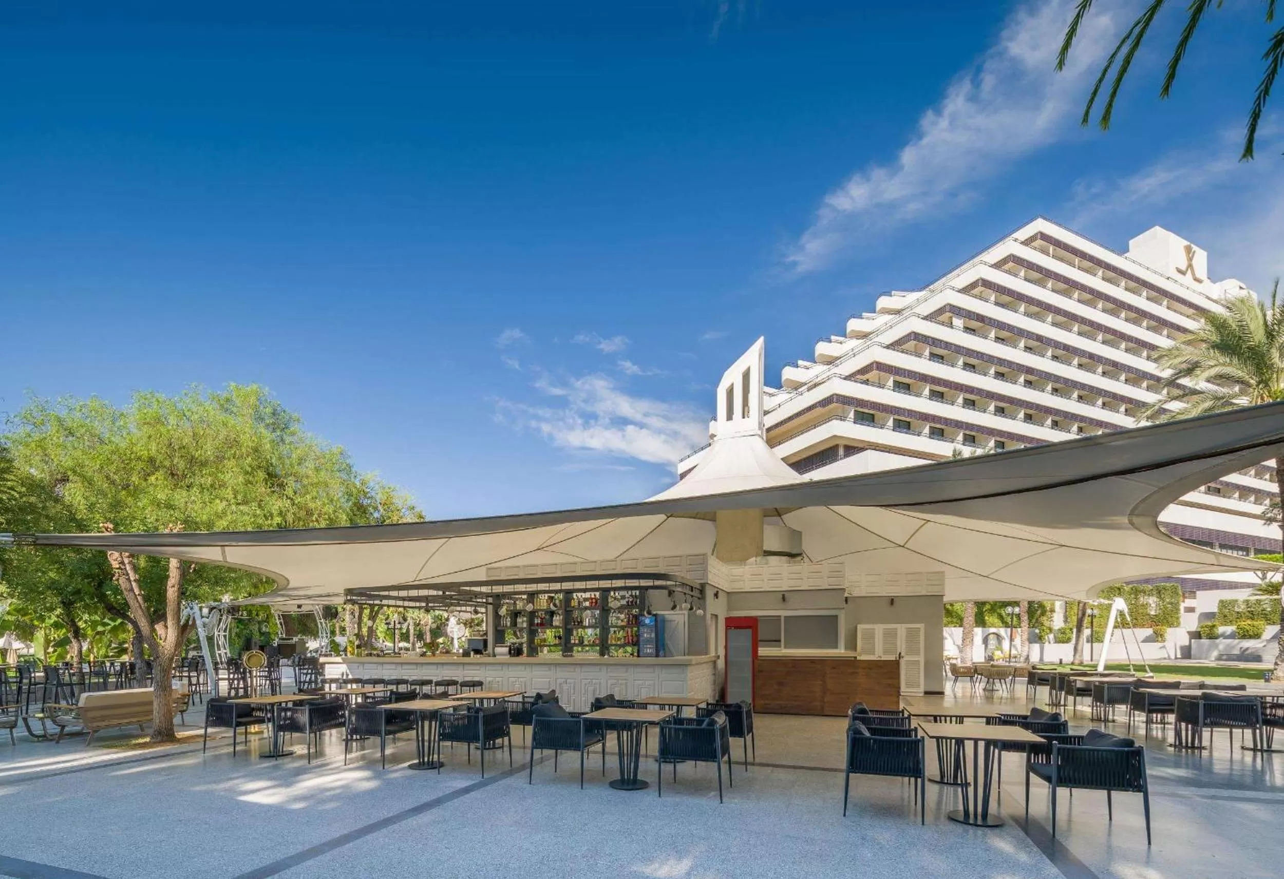 Lounge or bar in Rixos Downtown Antalya - The Land Of Legends Access