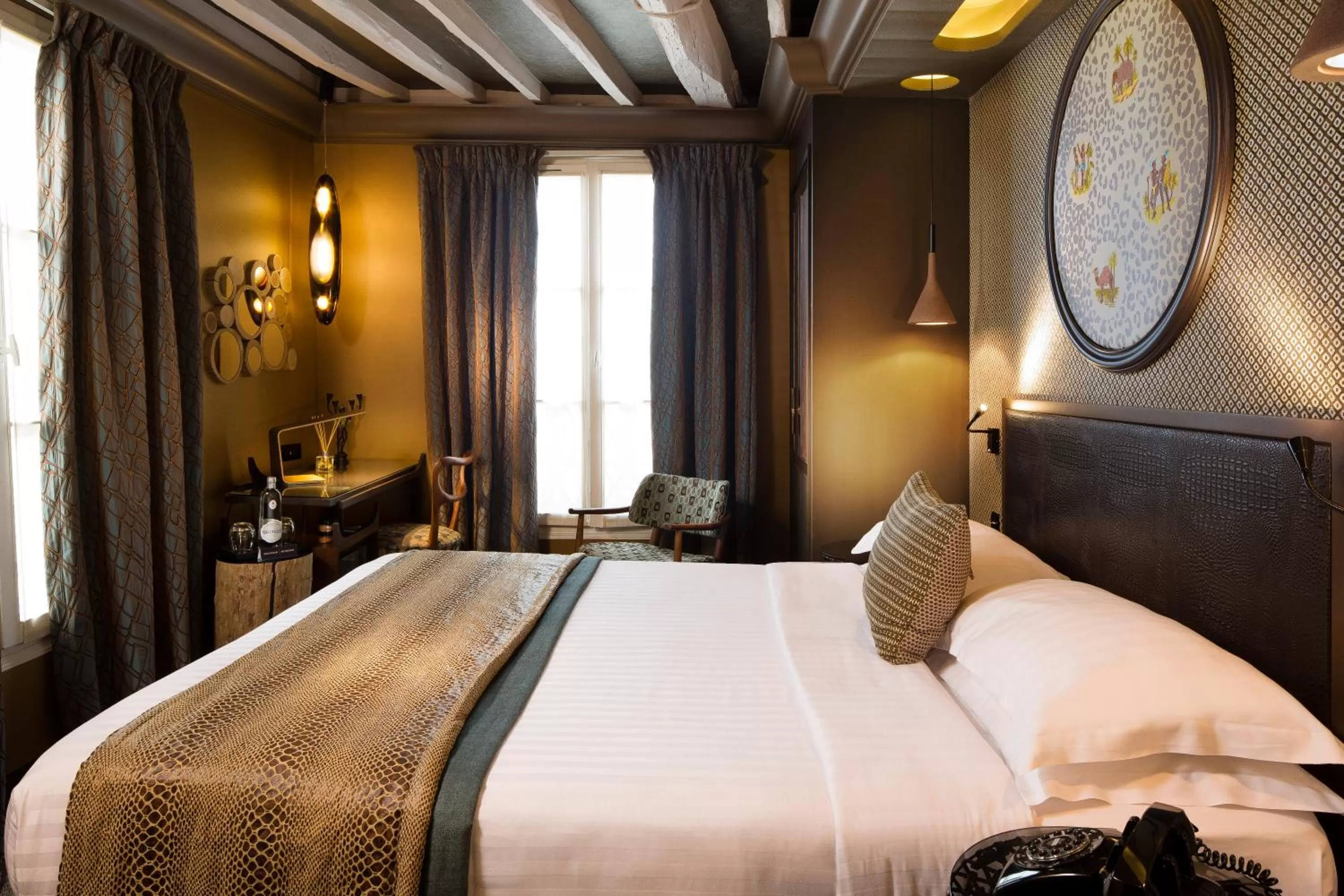 Photo of the whole room, Bed in Hôtel Les Dames du Panthéon