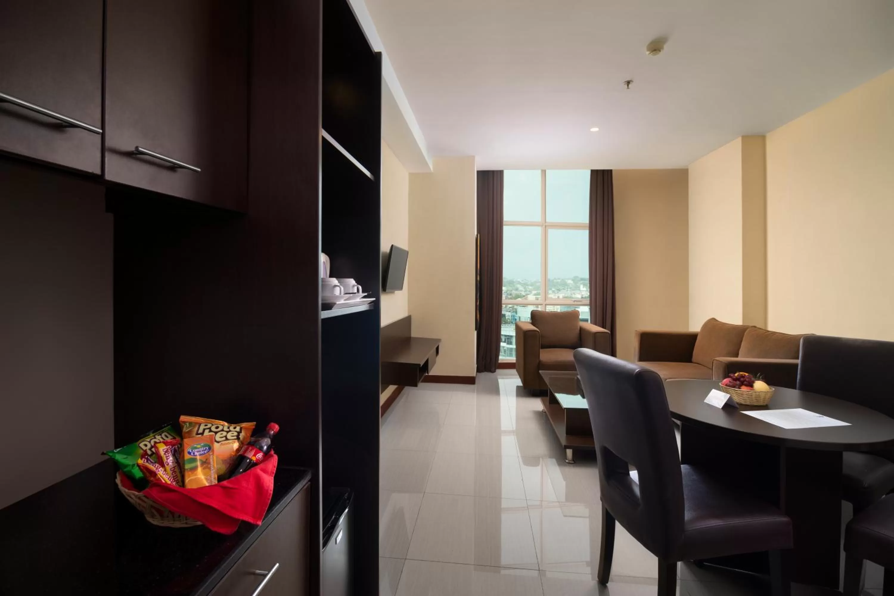 Living room in Best Western The Lagoon Hotel