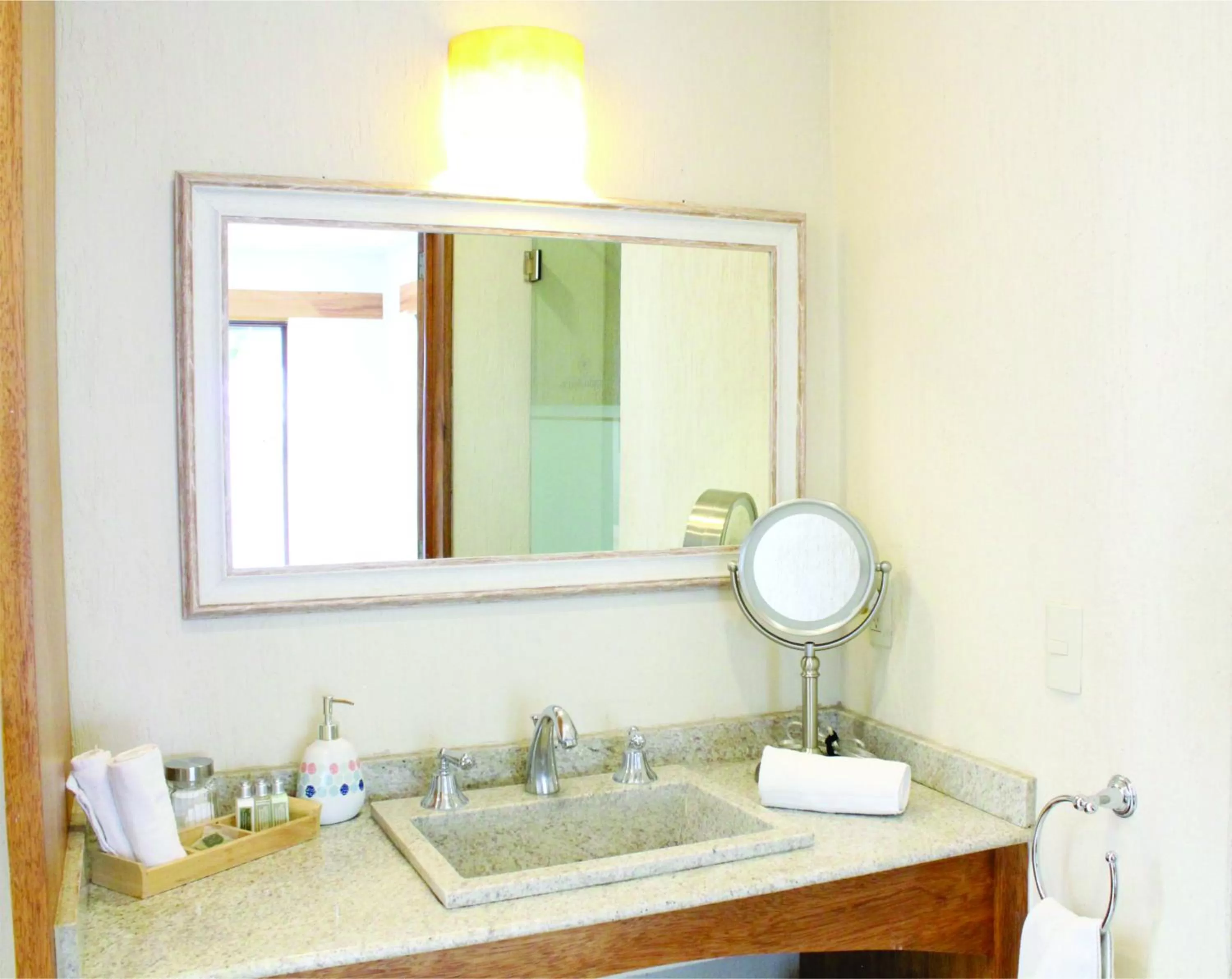 Hotel Lindo Ajijic Bed & Breakfast