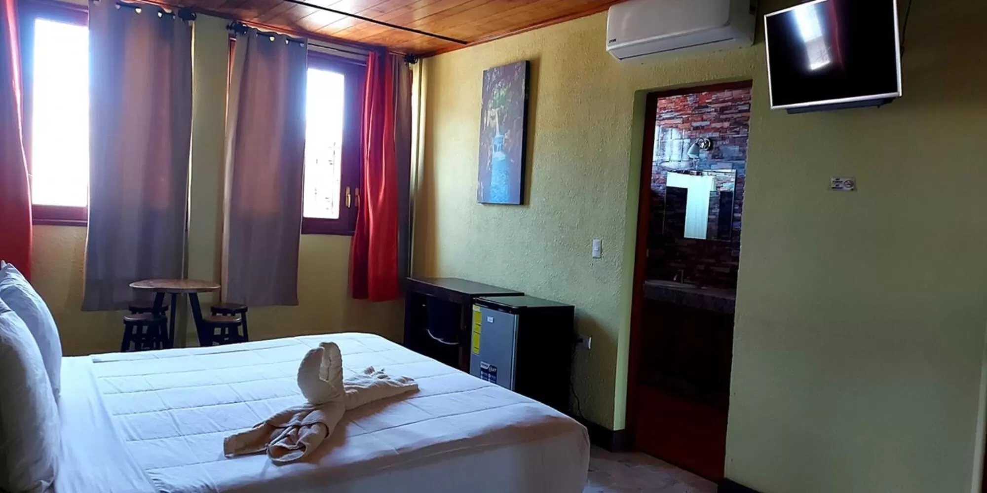 Bed in Kartagus Hotel