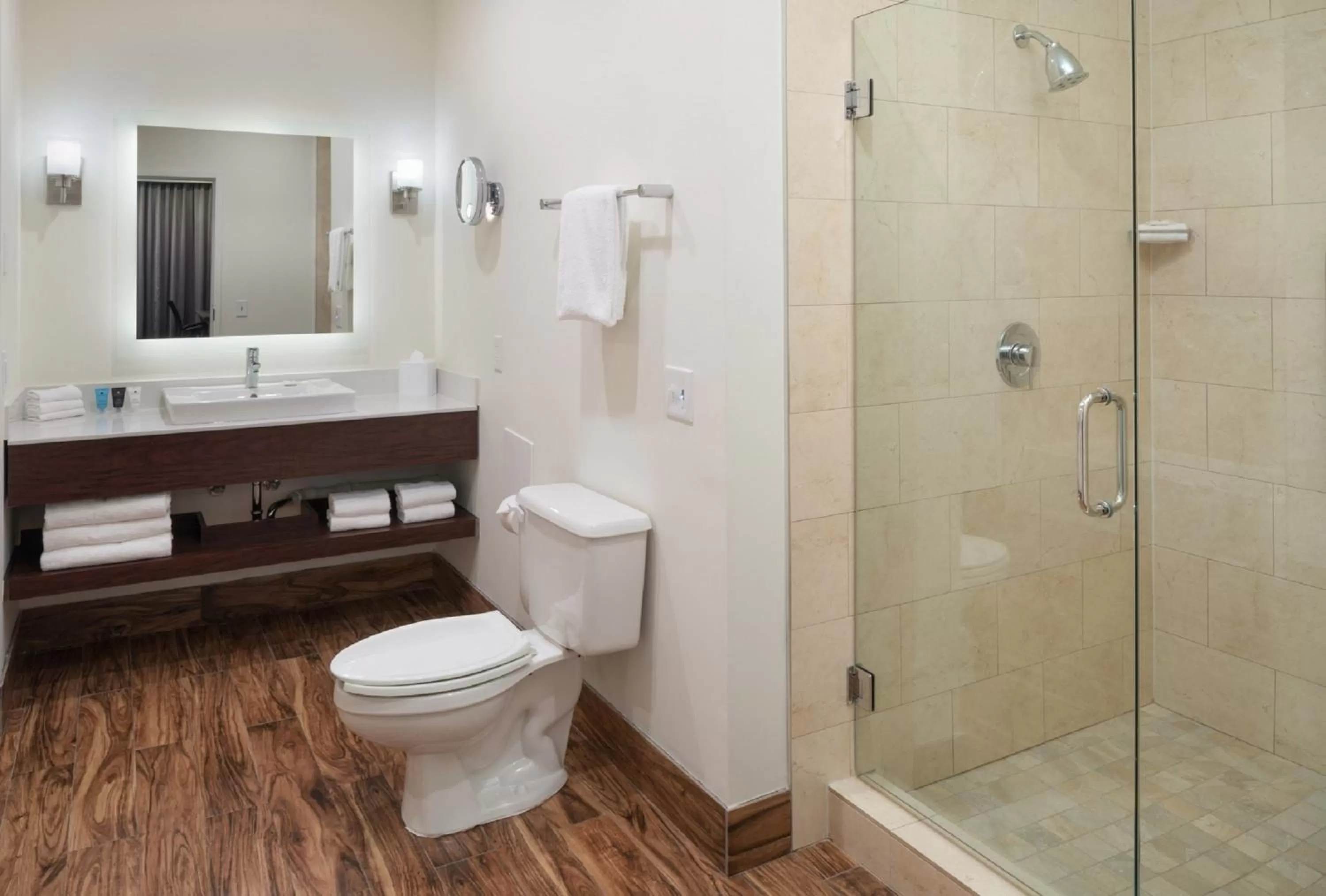 Bedroom in Crowne Plaza Springfield Convention Center by IHG