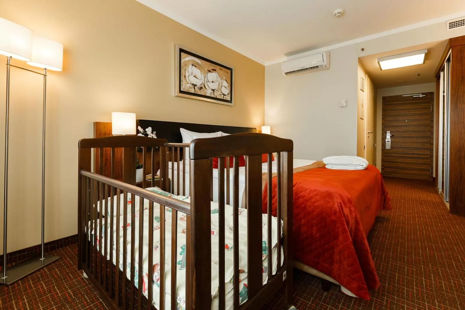 Bedroom, Bed in Avalon Hotel & Conferences