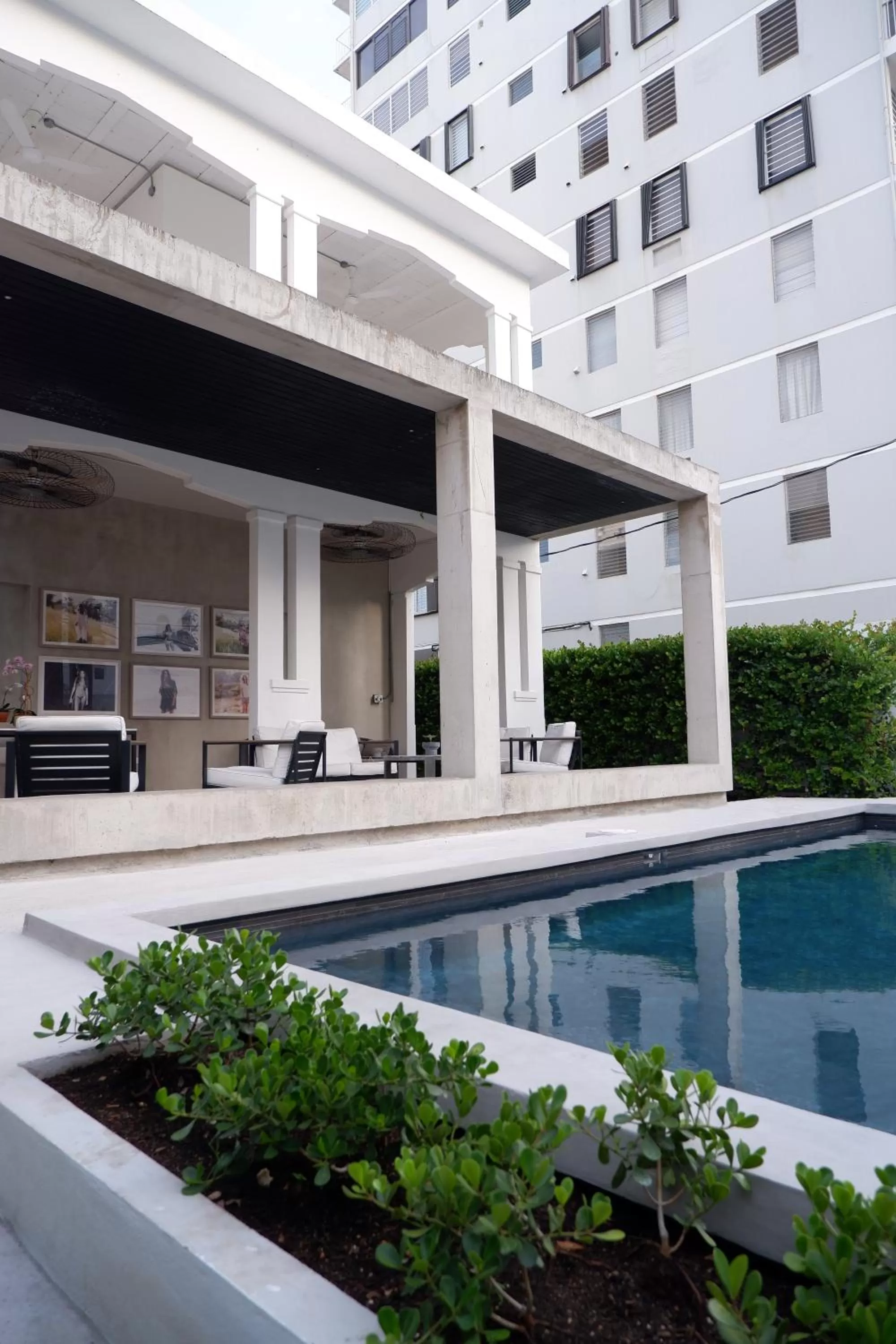 Swimming Pool in Stay at Mare