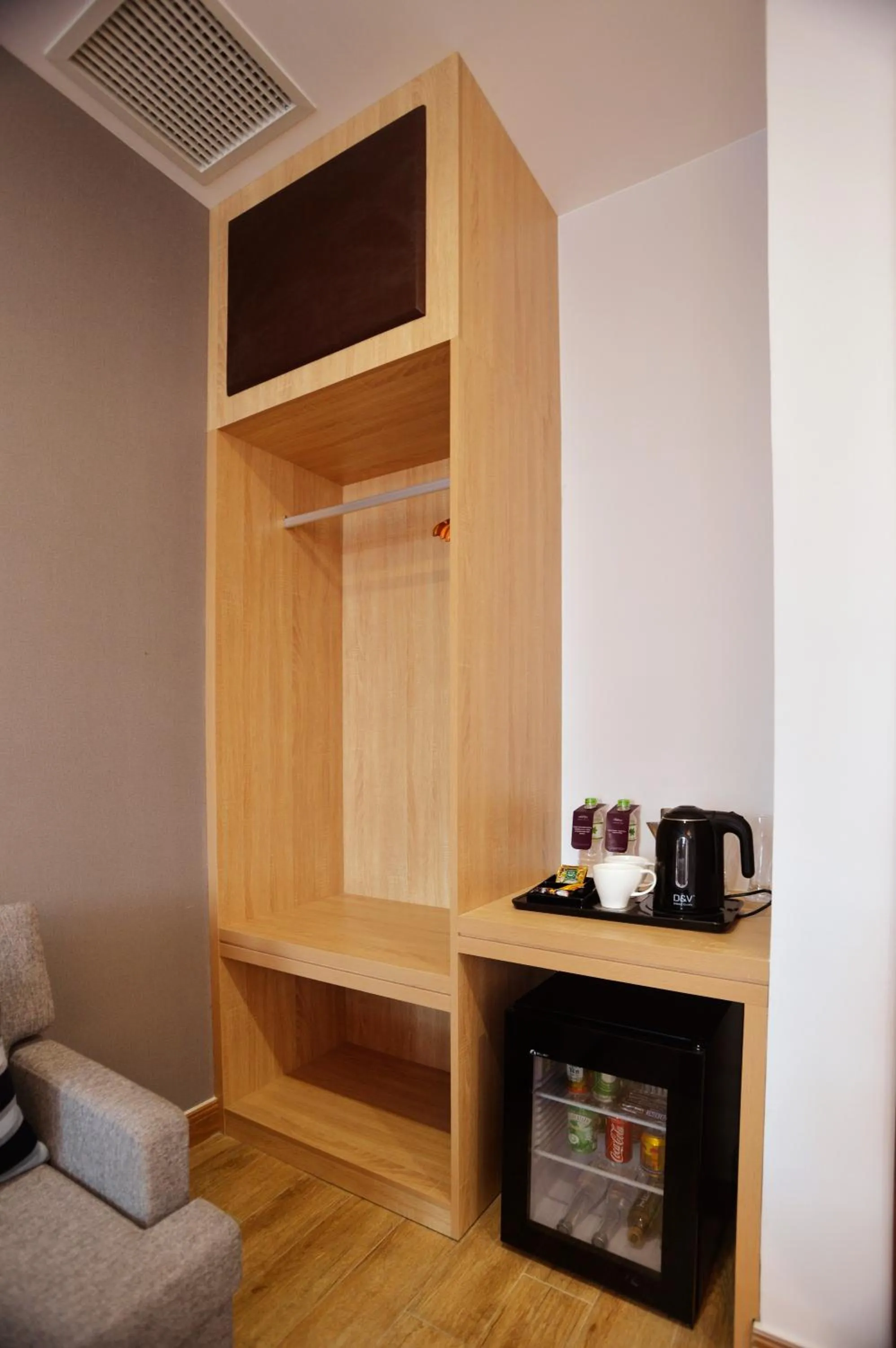 oven in Aiden Saigon Hotel