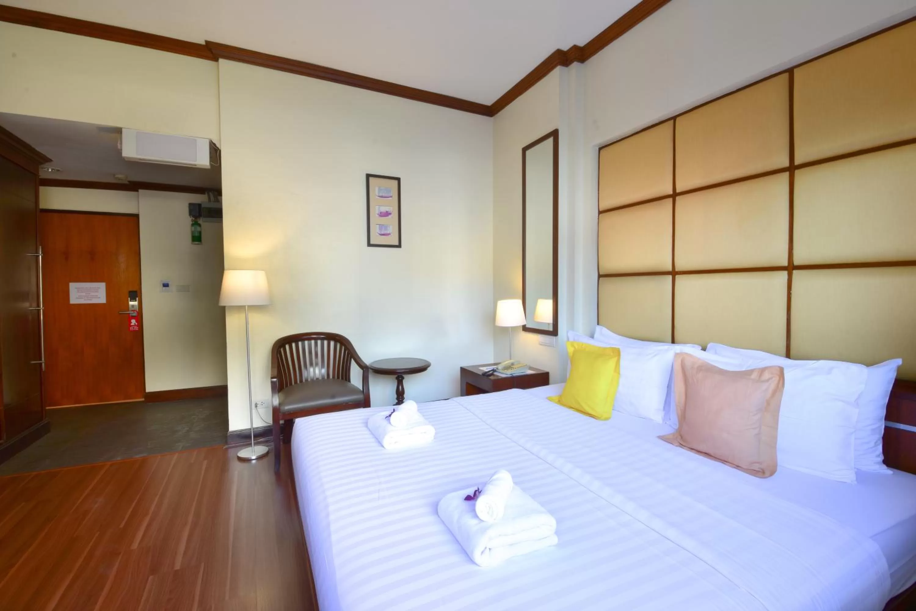 Bedroom, Bed in Grand Business Inn