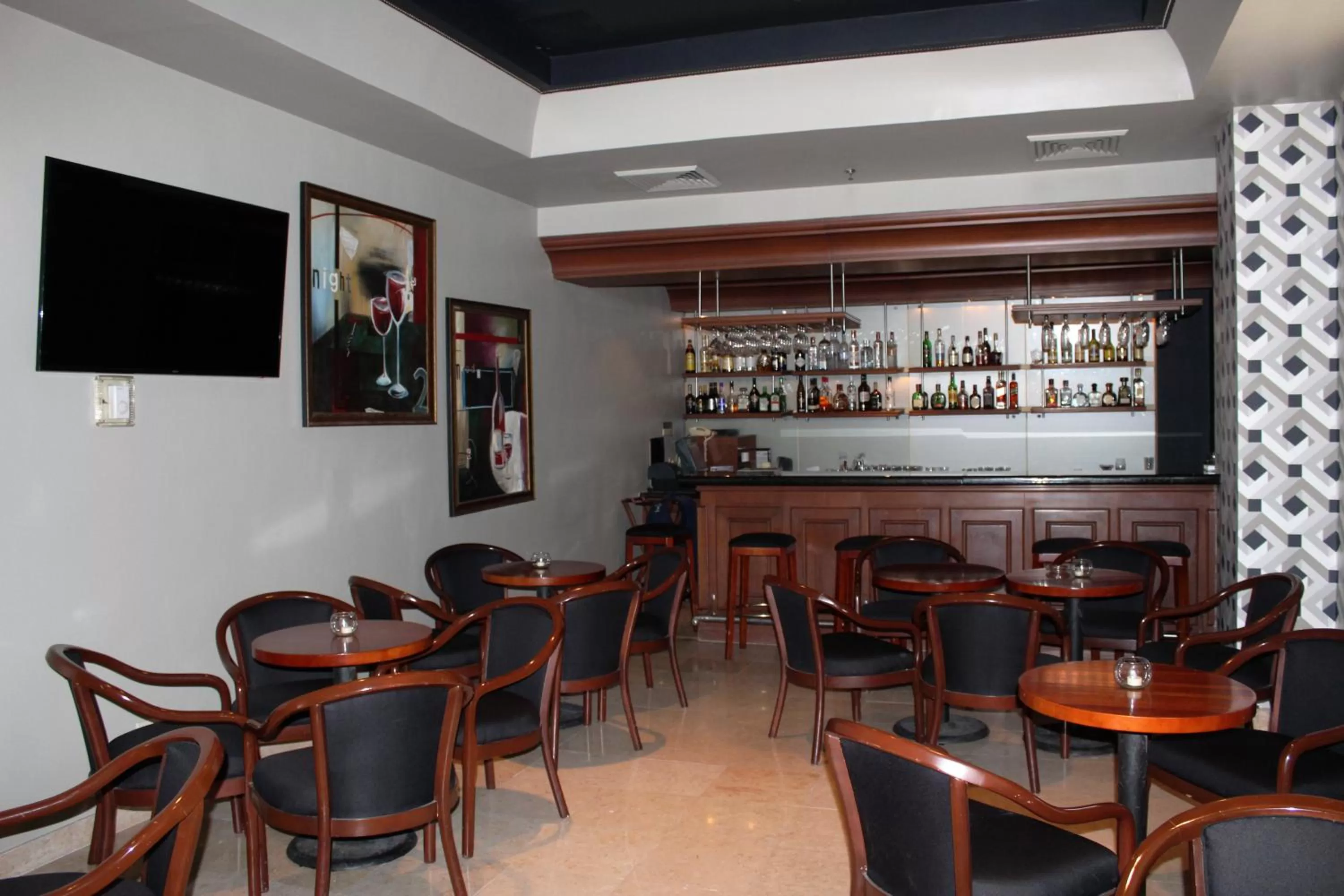 Lounge or bar in Best Western PLUS Los Mochis