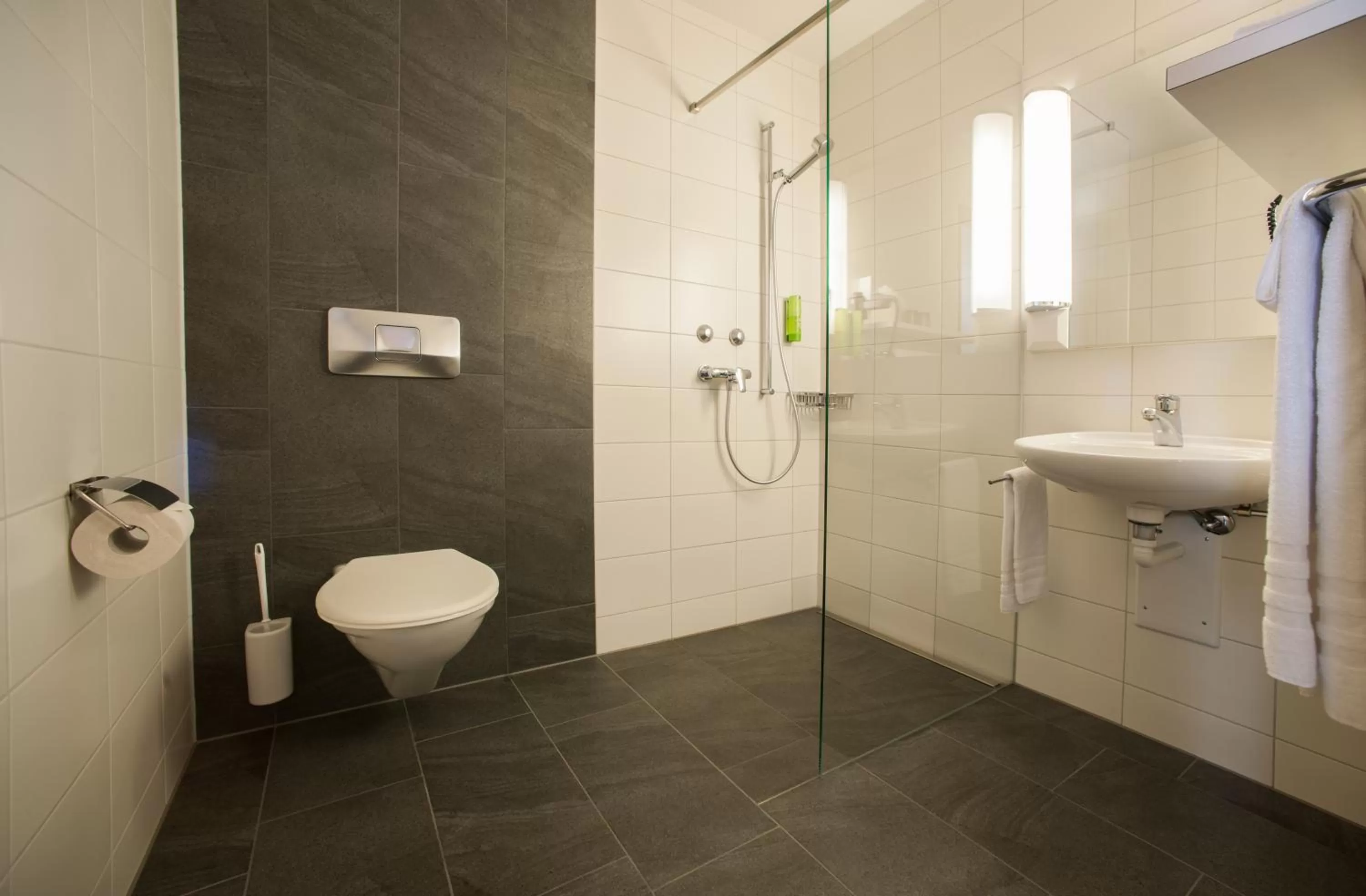 Bathroom in SEELANDHOTEL Weisses Kreuz