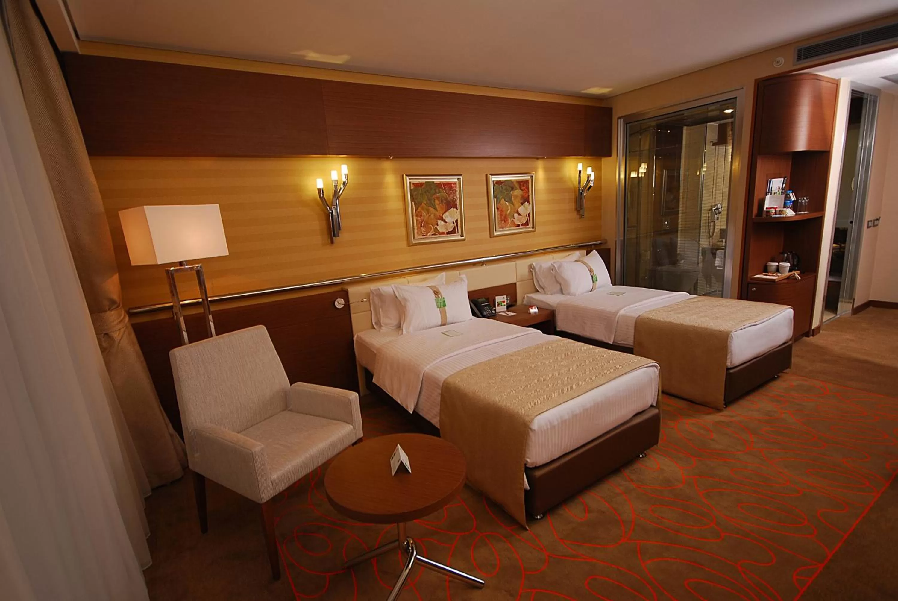 Photo of the whole room, Bed in Holiday Inn Ankara-Kavaklidere by IHG