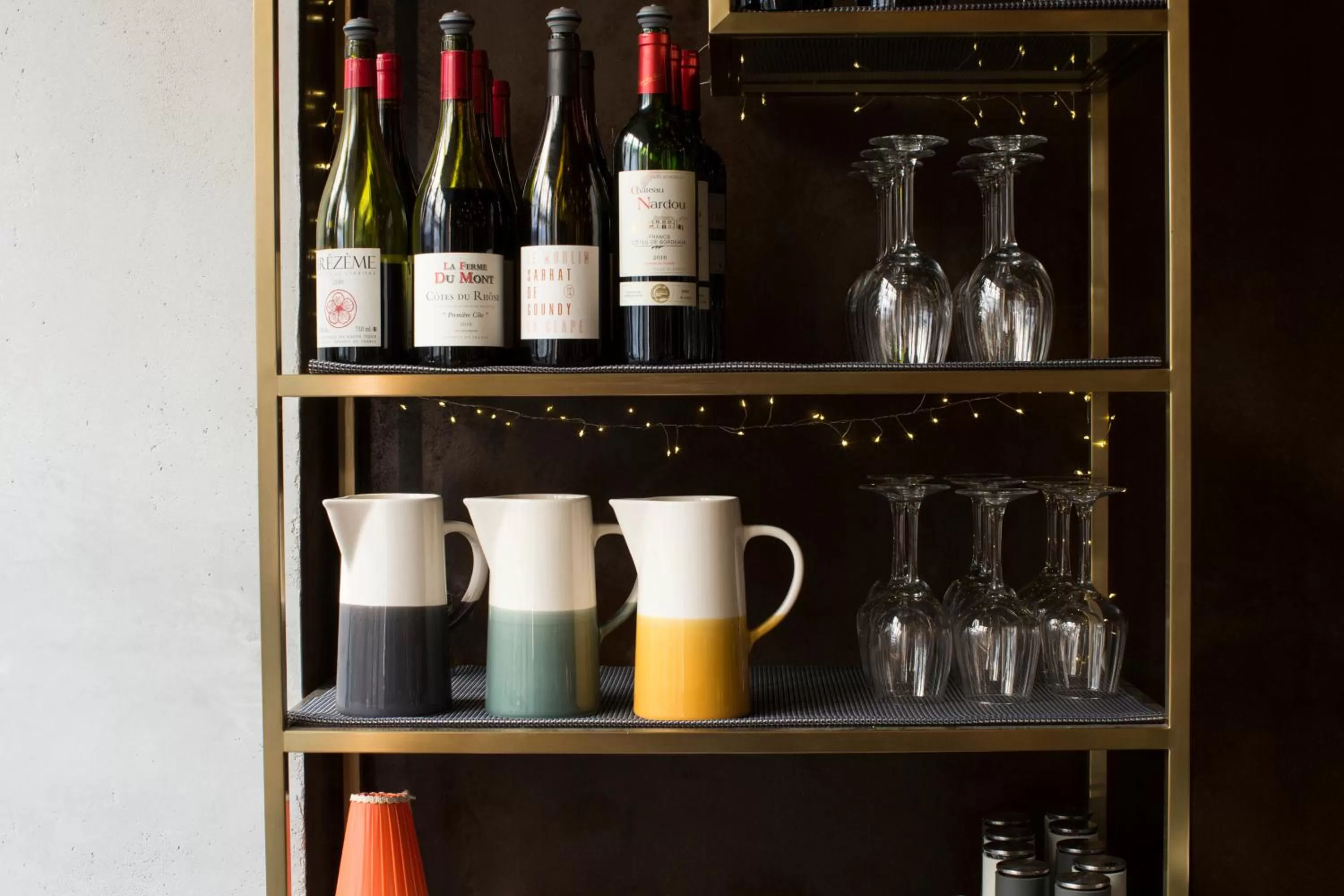 Restaurant/places to eat in Hôtel La Nouvelle République & Hammam