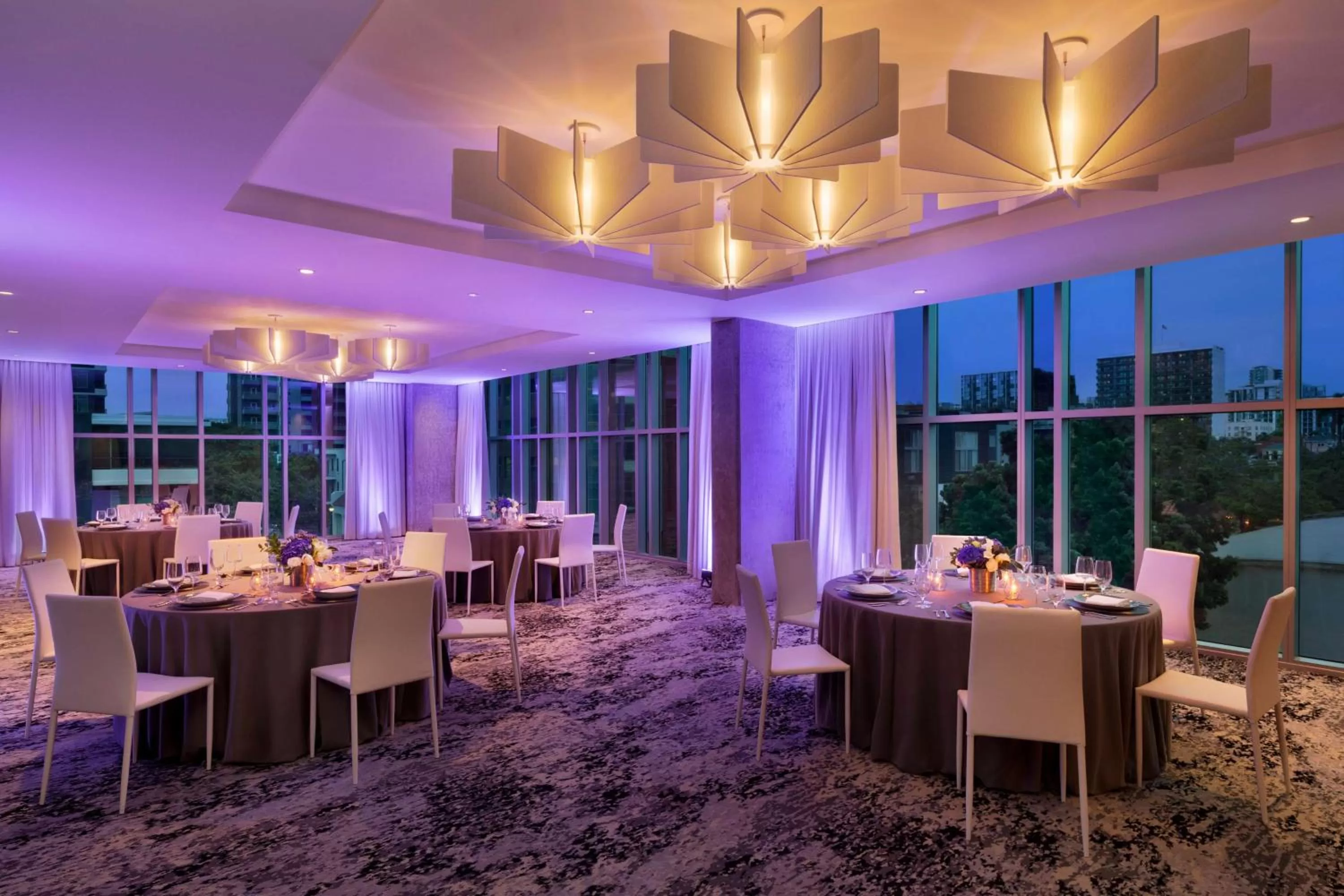 Meeting/conference room in Carte Hotel San Diego Downtown, Curio Collection By Hilton