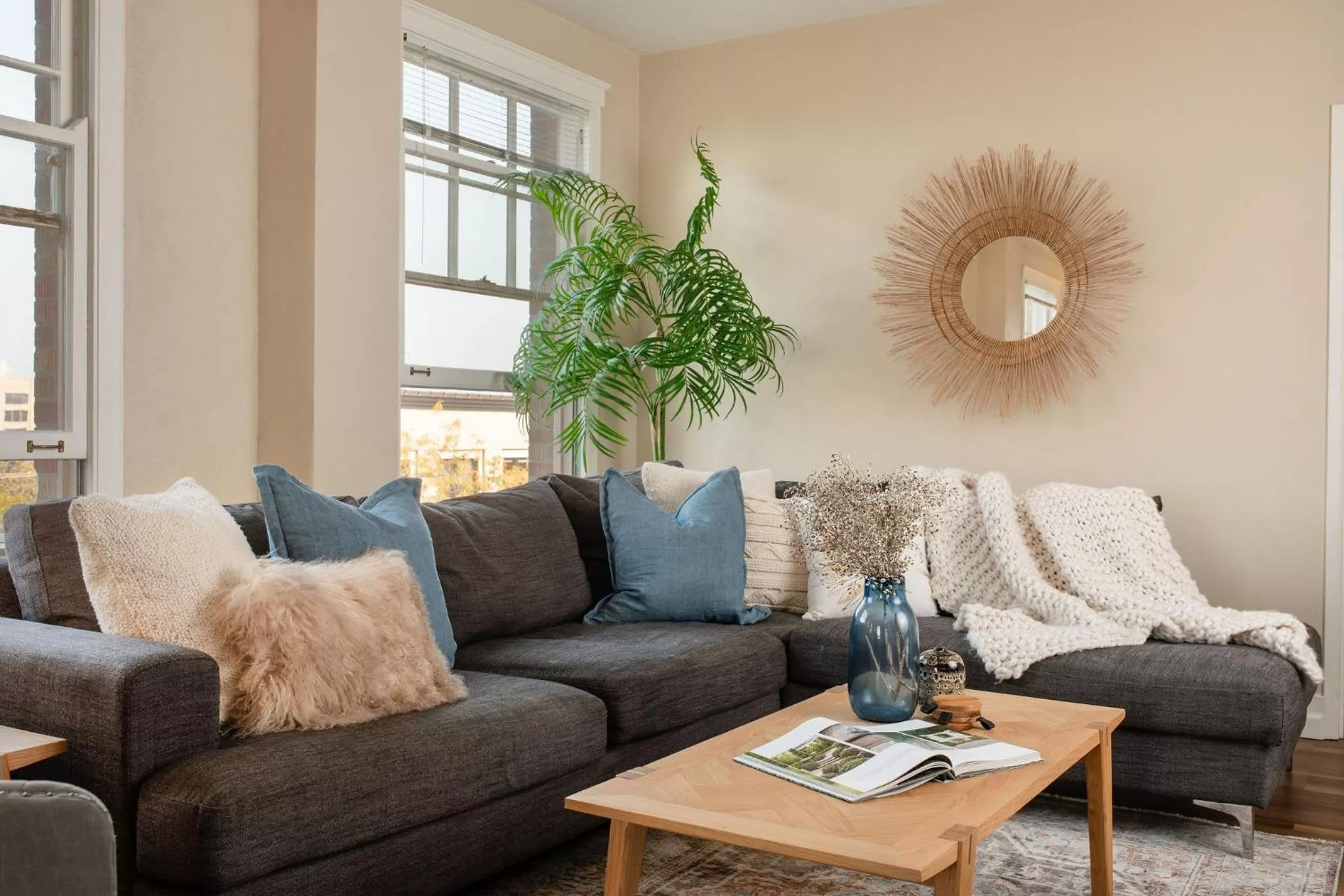 Seating area in Hotel Leo