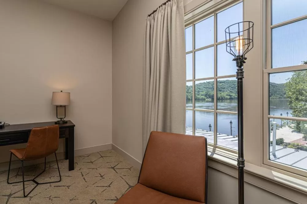 King Room in Ghost Light Inn