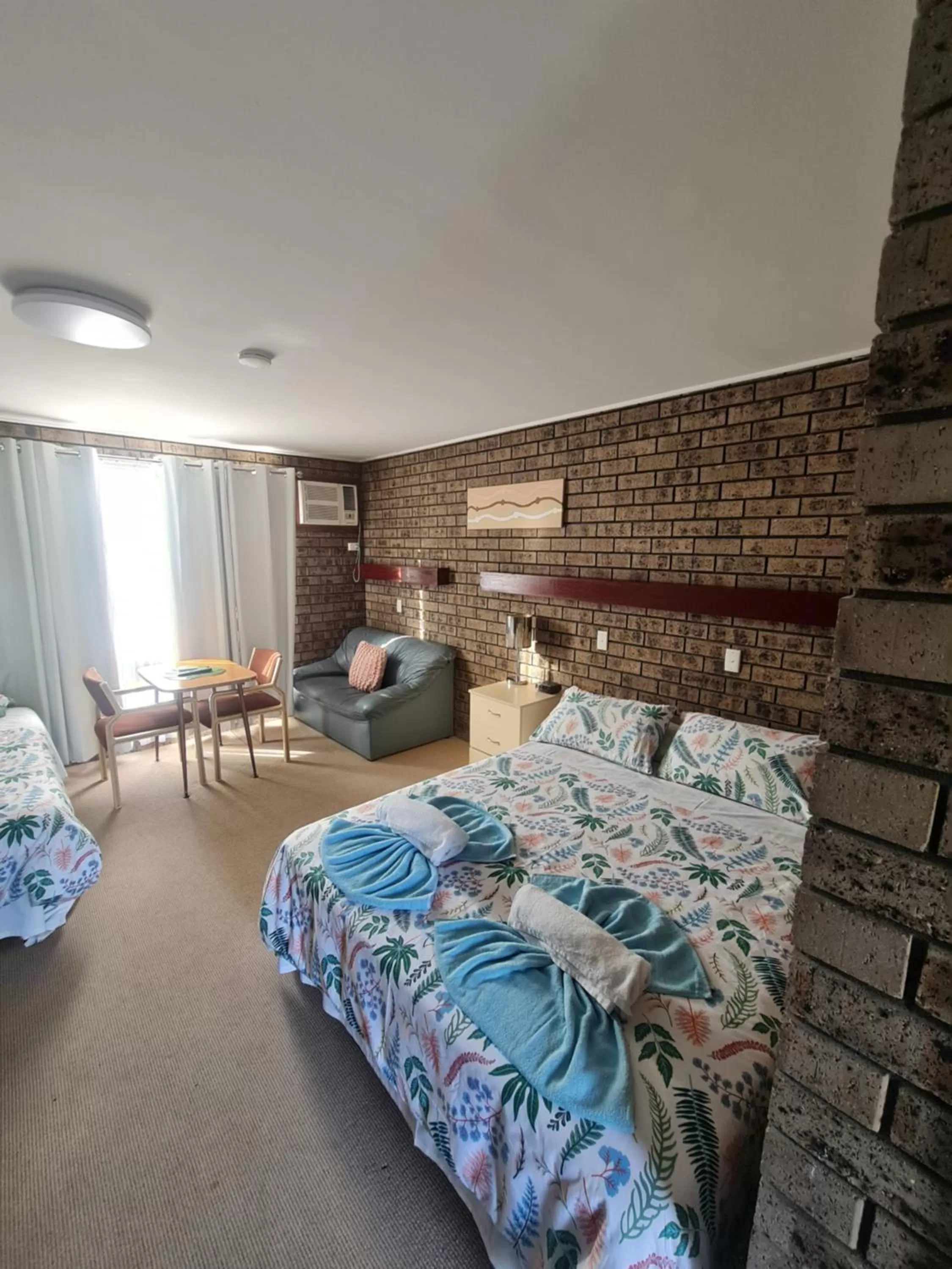 Classic Twin Room - Ground Floor in The SIM - Sussex Inlet Motel