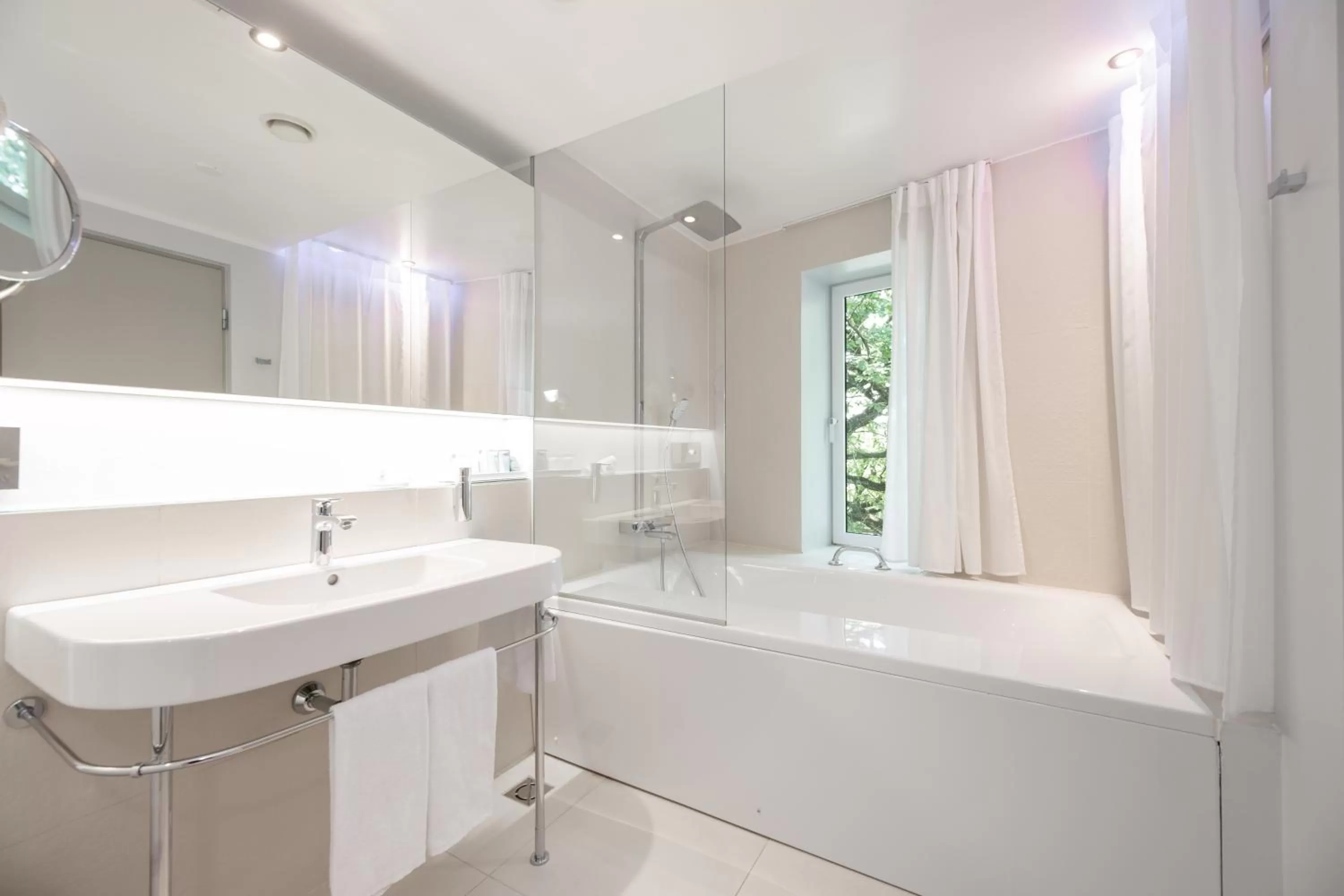 Bathroom in ibis Styles Tallinn