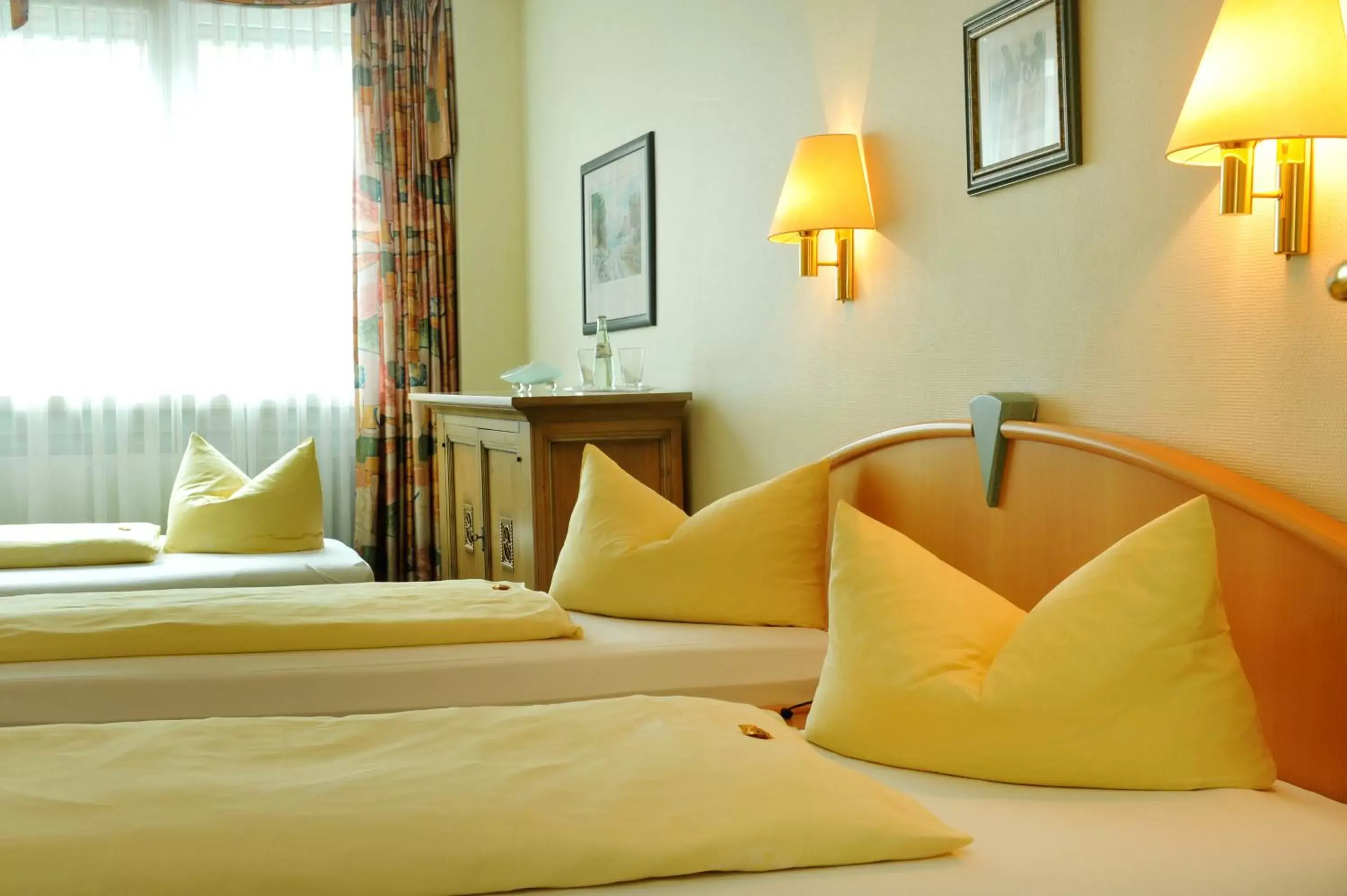 Standard Triple Room in Hotel Stadt München Standard Triple Room in Hotel Stadt München