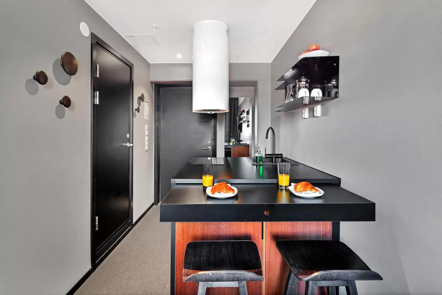 Kitchen or kitchenette in Forenom Aparthotel Oslo