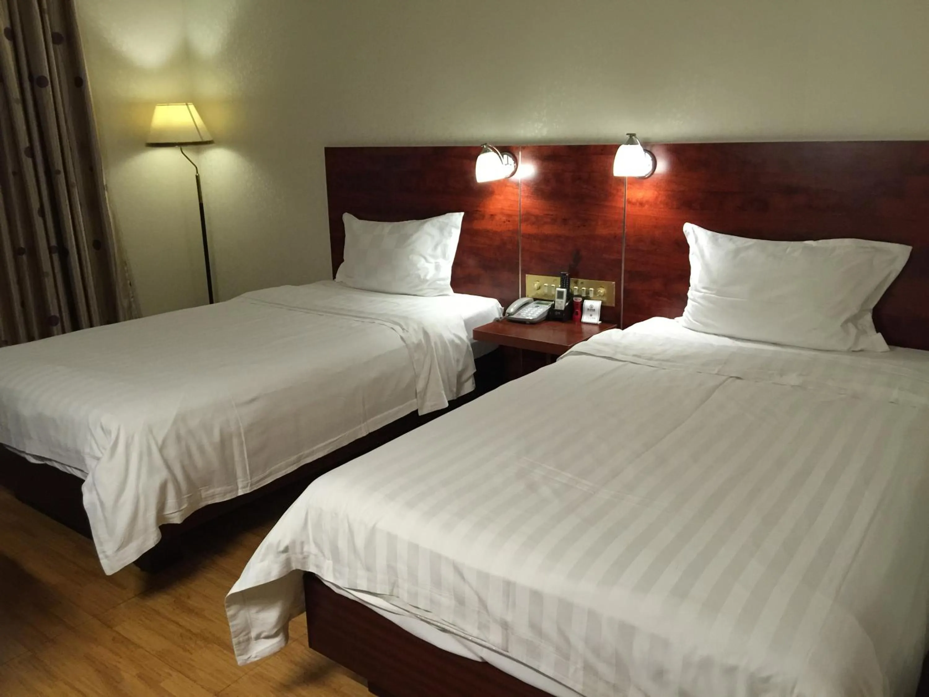 Bedroom, Bed in Guang Dong Hotel