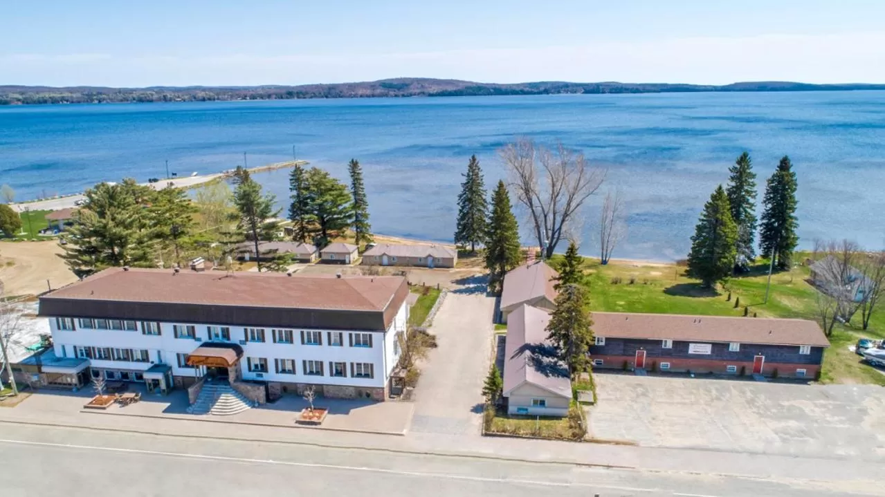 Day in Caswell Resort