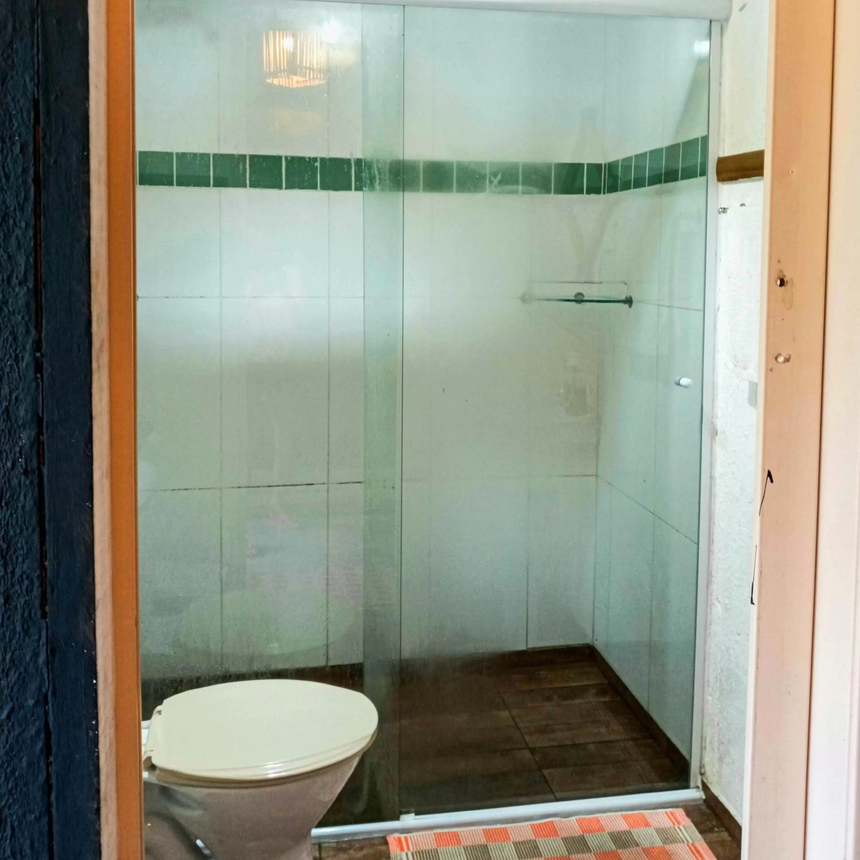 Bathroom in Pousada e Hostel Marthi