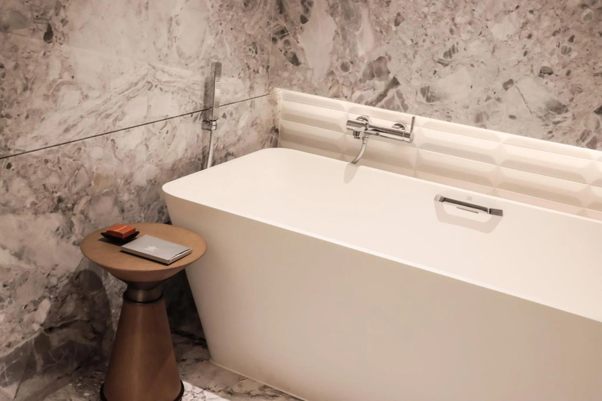 Photo of the whole room in Crowne Plaza Chaozhou Riverside by IHG