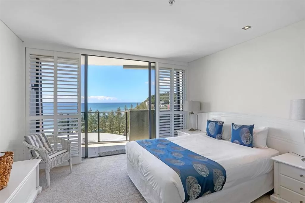 Bed in Ambience on Burleigh Beach