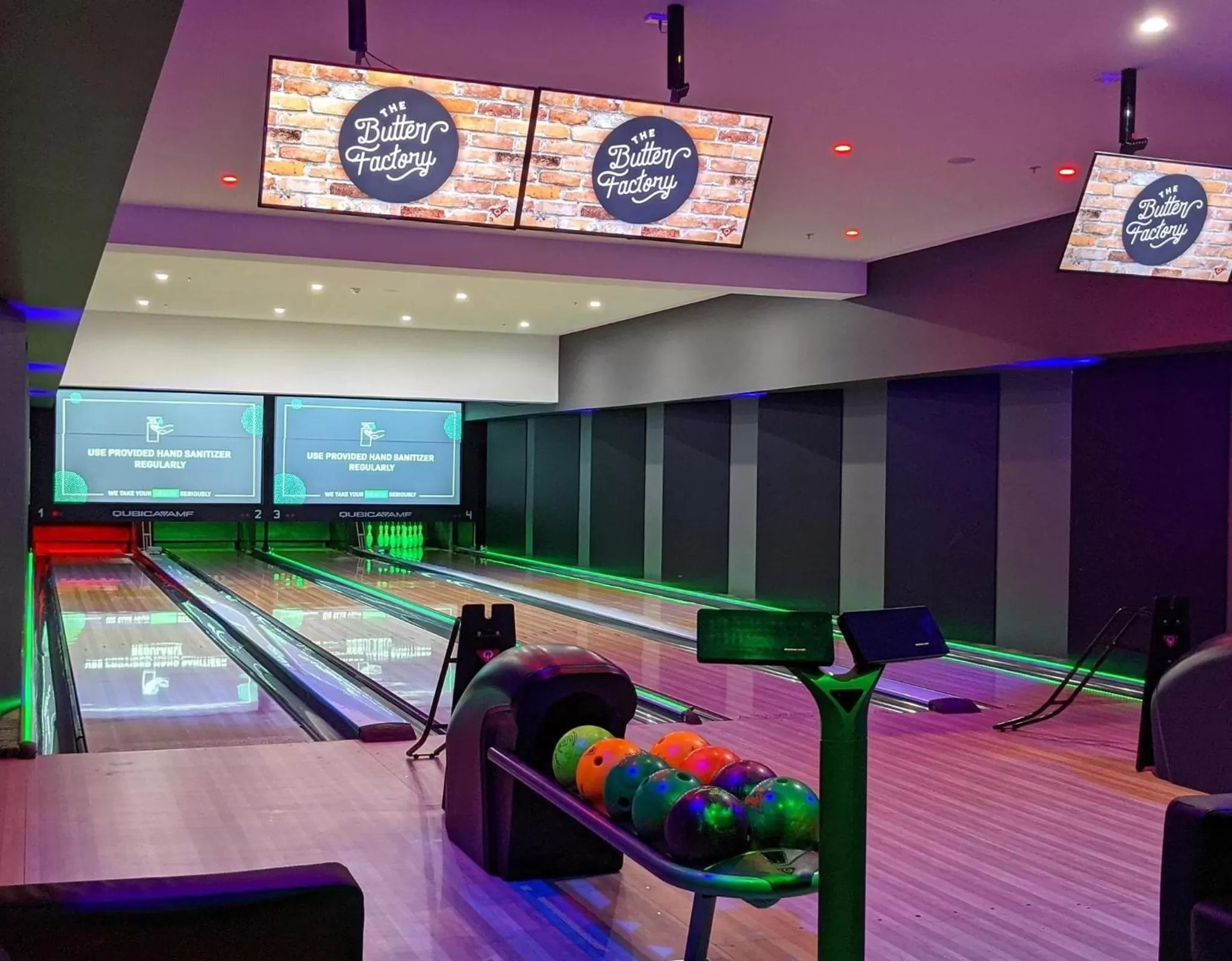 Bowling in Mantra Traralgon