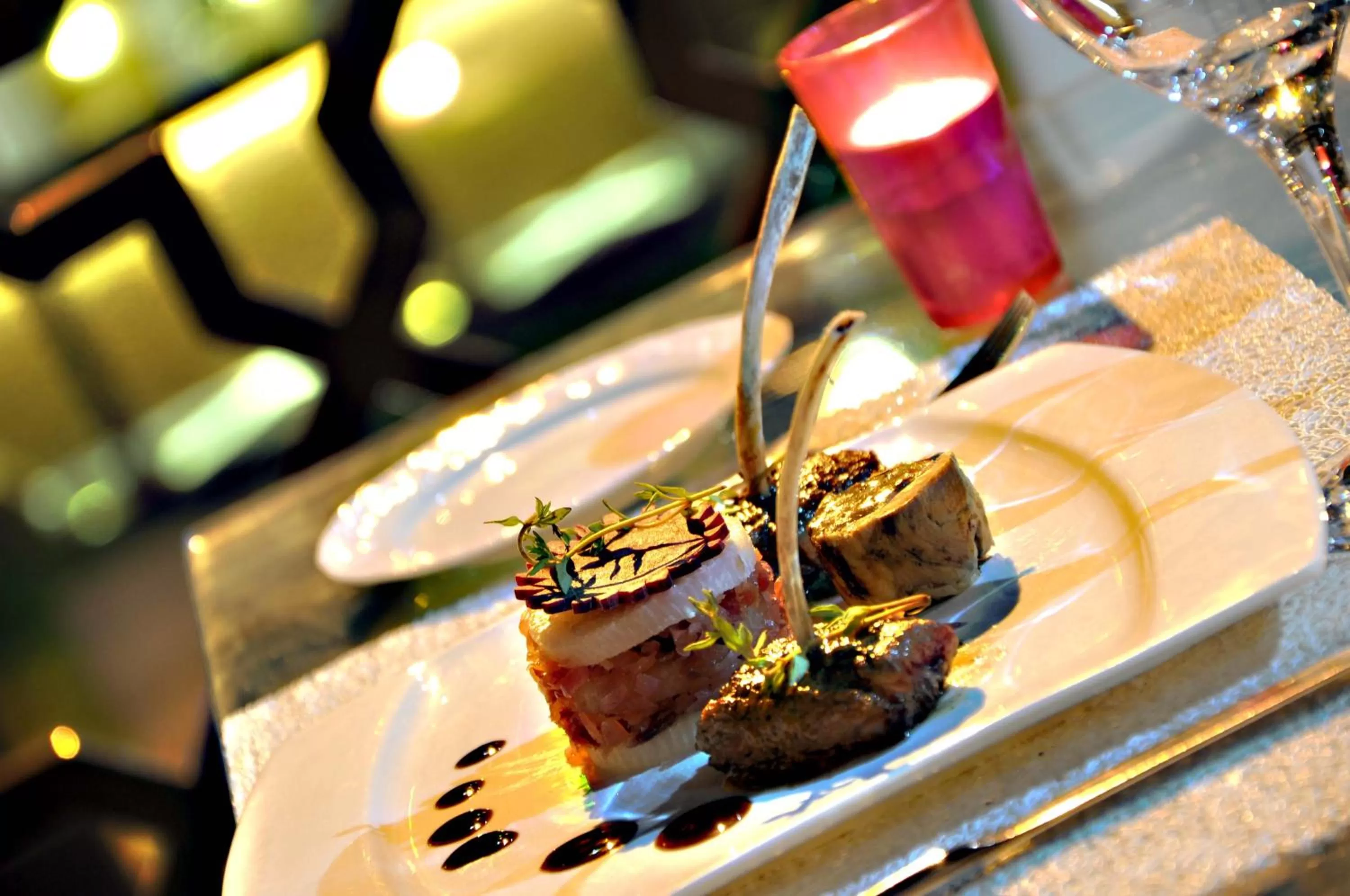 Food and drinks in Palais Ommeyad Suites & Spa