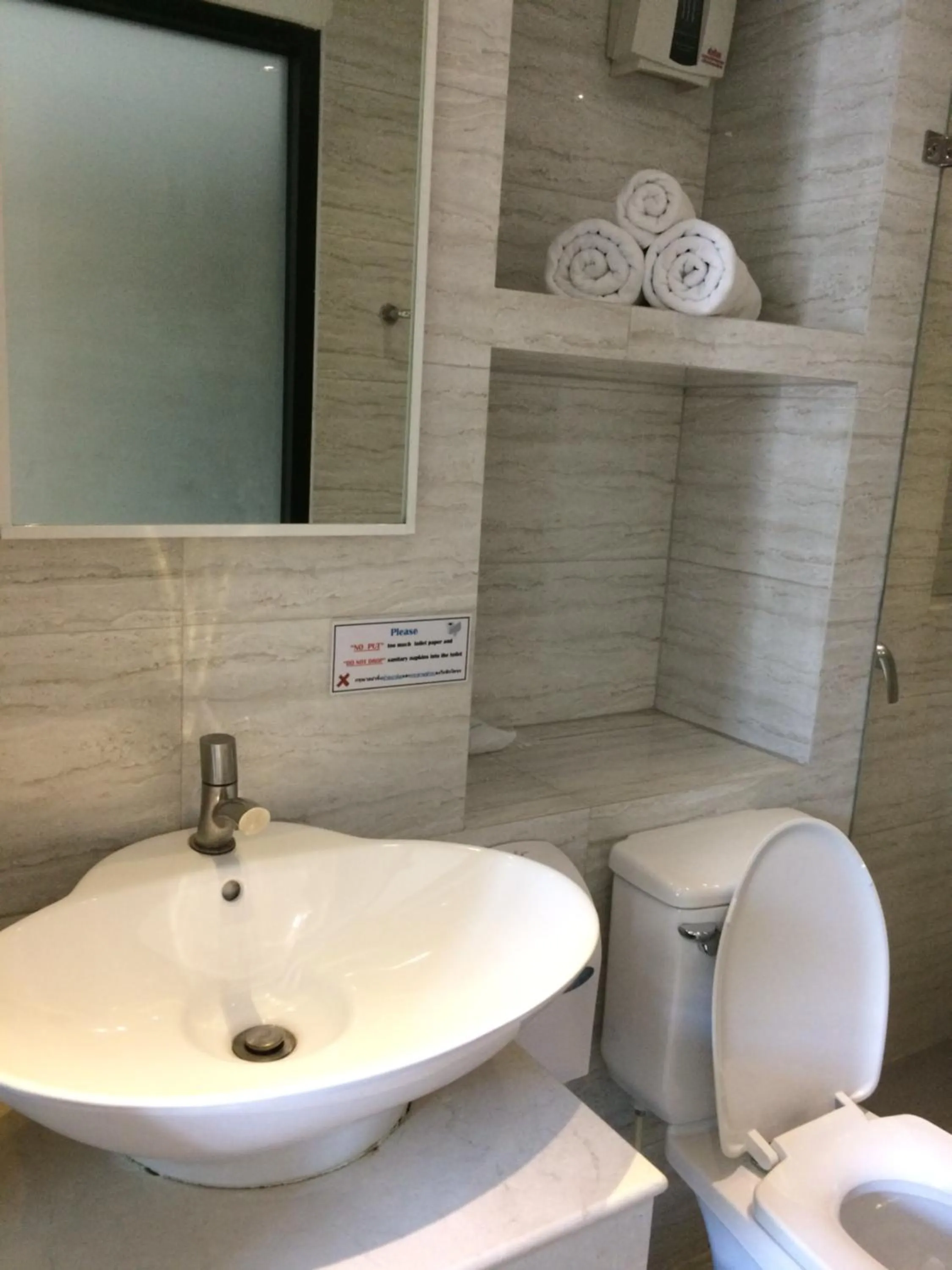 Bourbon St. Boutique Hotel