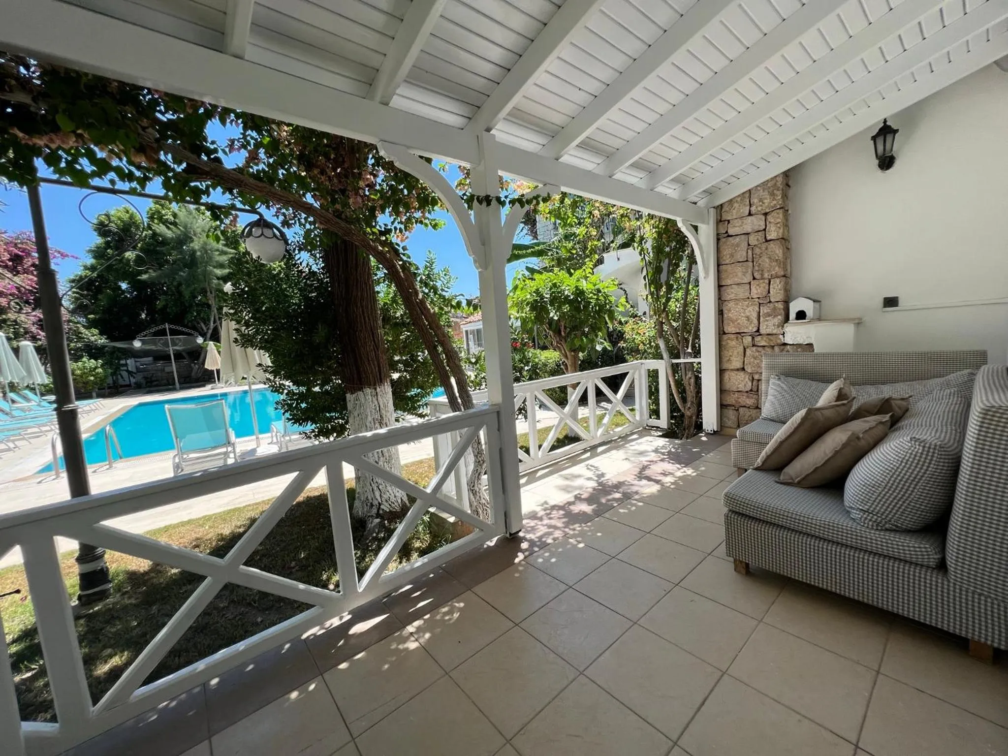 Patio in Moonshine Hotel & Suites