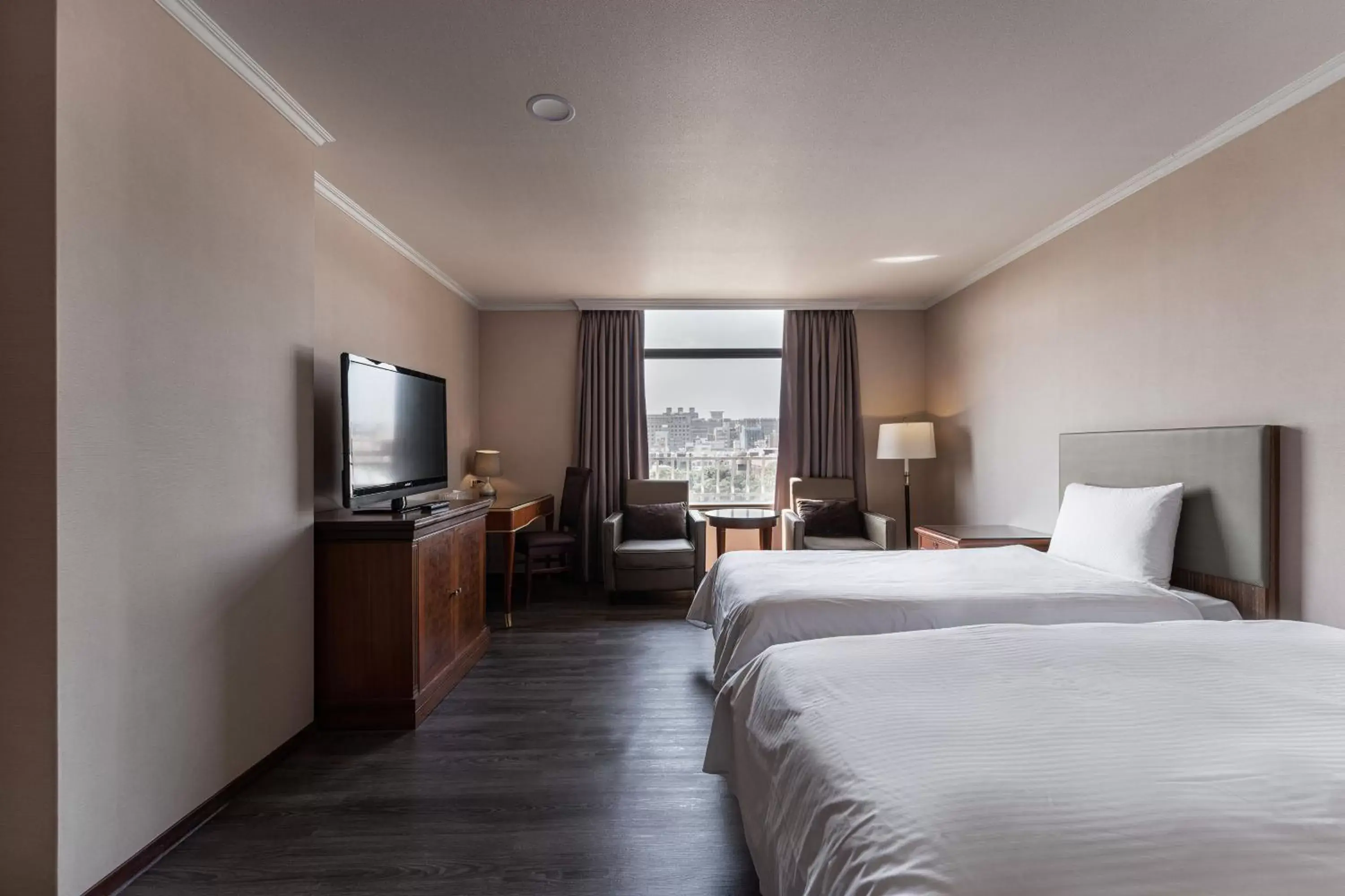 Deluxe Twin Room in Hotel j-Metropolis Deluxe Twin Room in Hotel j-Metropolis