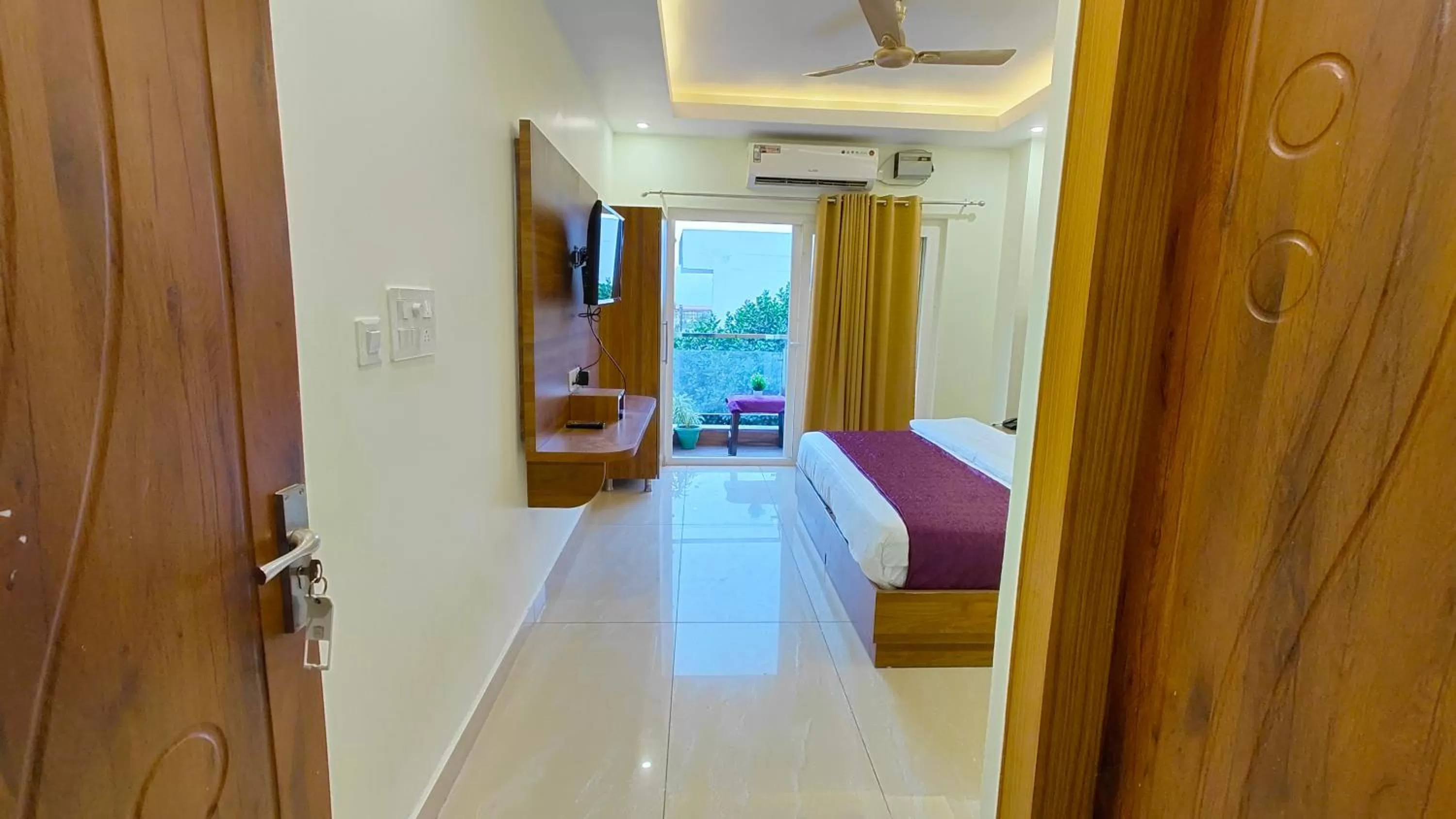 Bed in Perfectstayz Value Forest Valley Near Waterfall