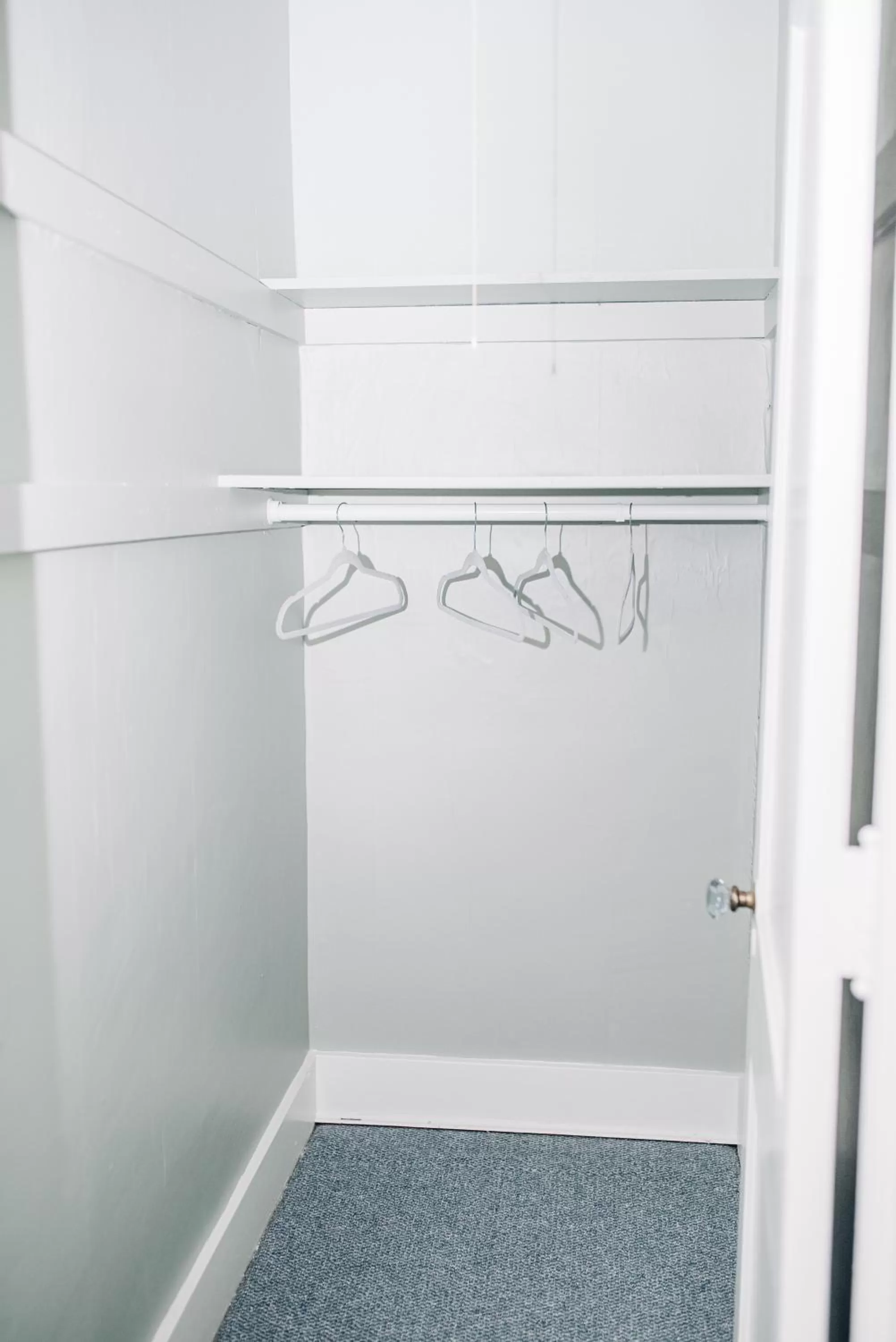 wardrobe in Benn Conger Inn