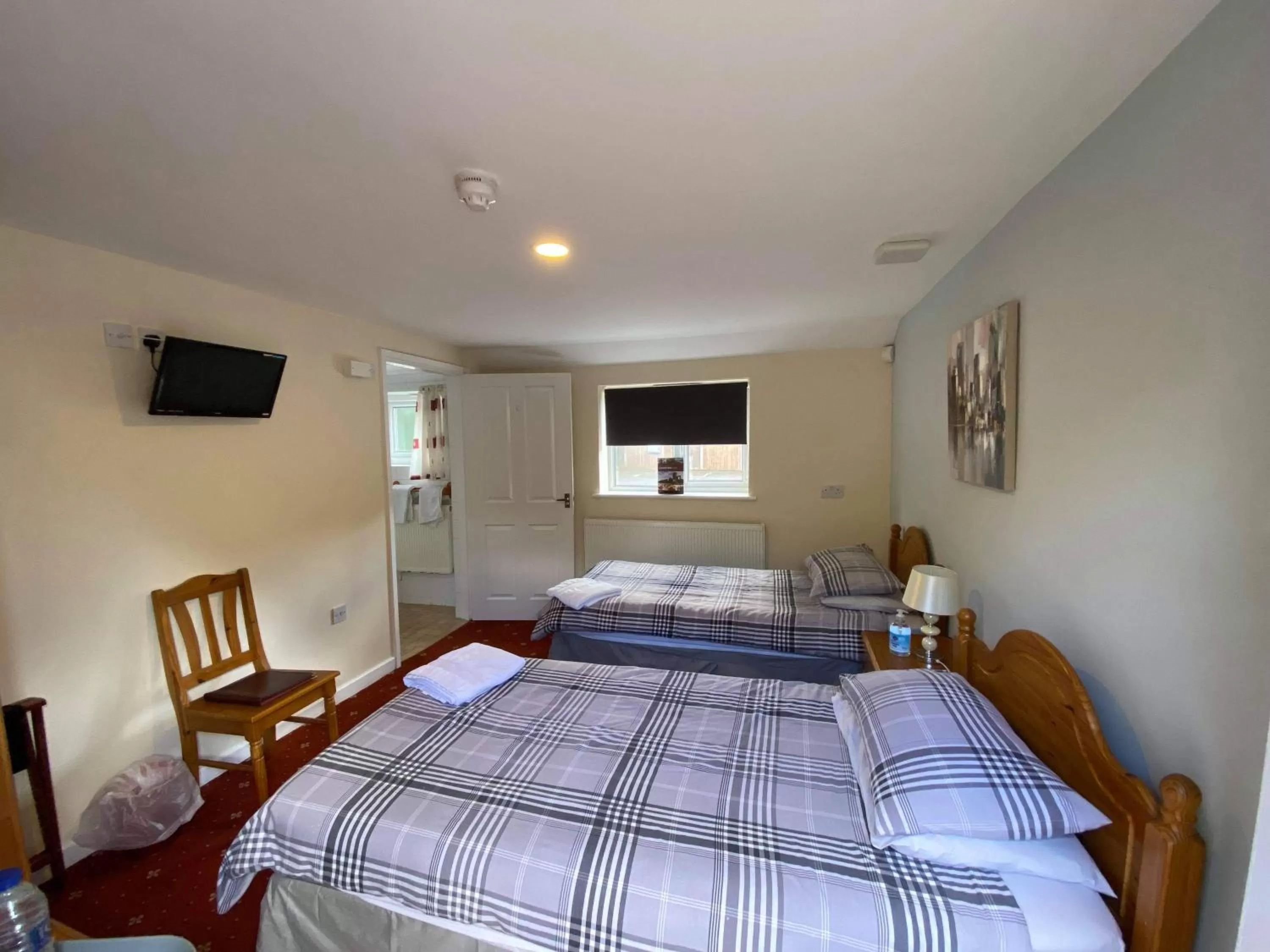 Bed in The Plough Inn Wigston