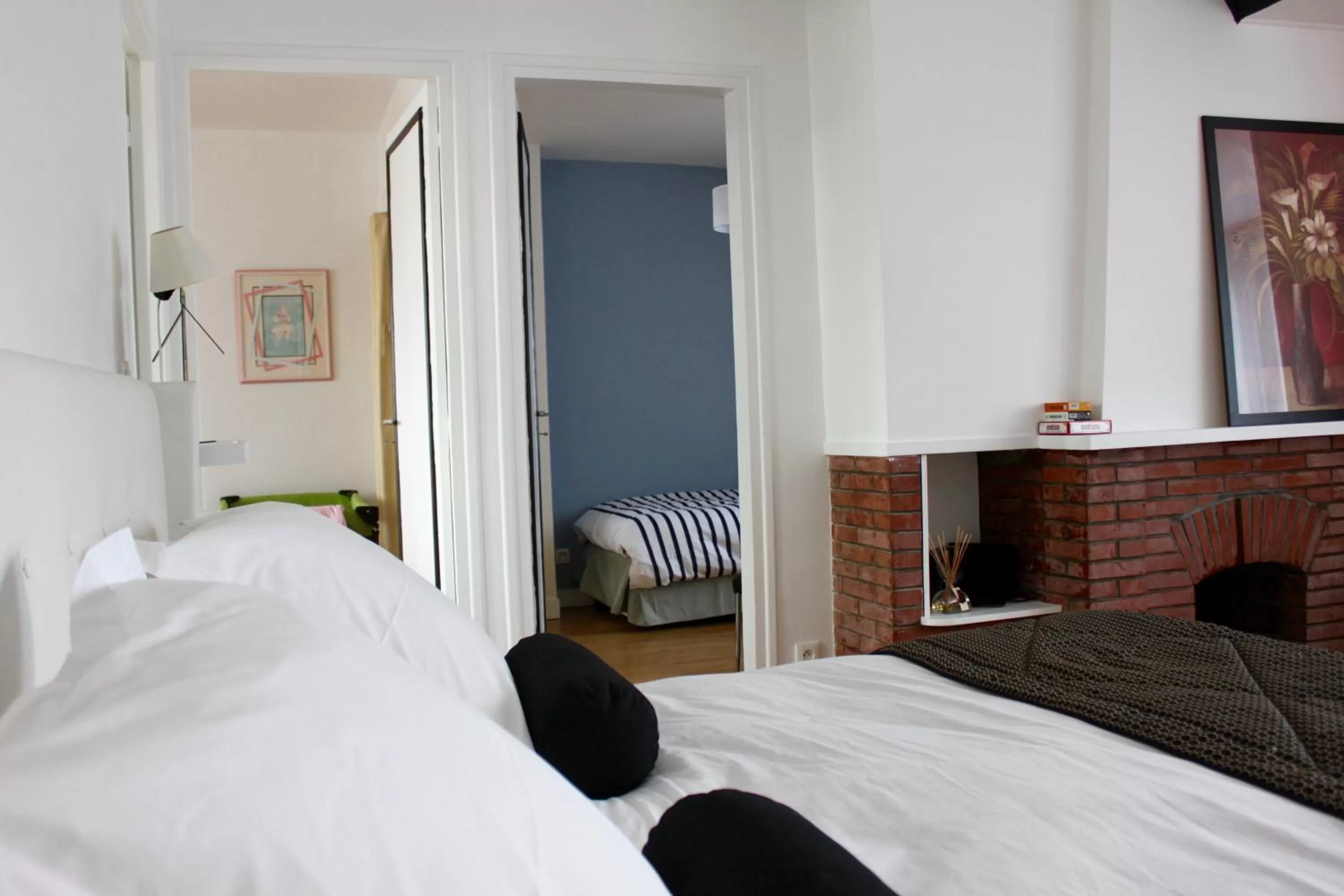 Other, Bed in Au Coeur De Beauvais