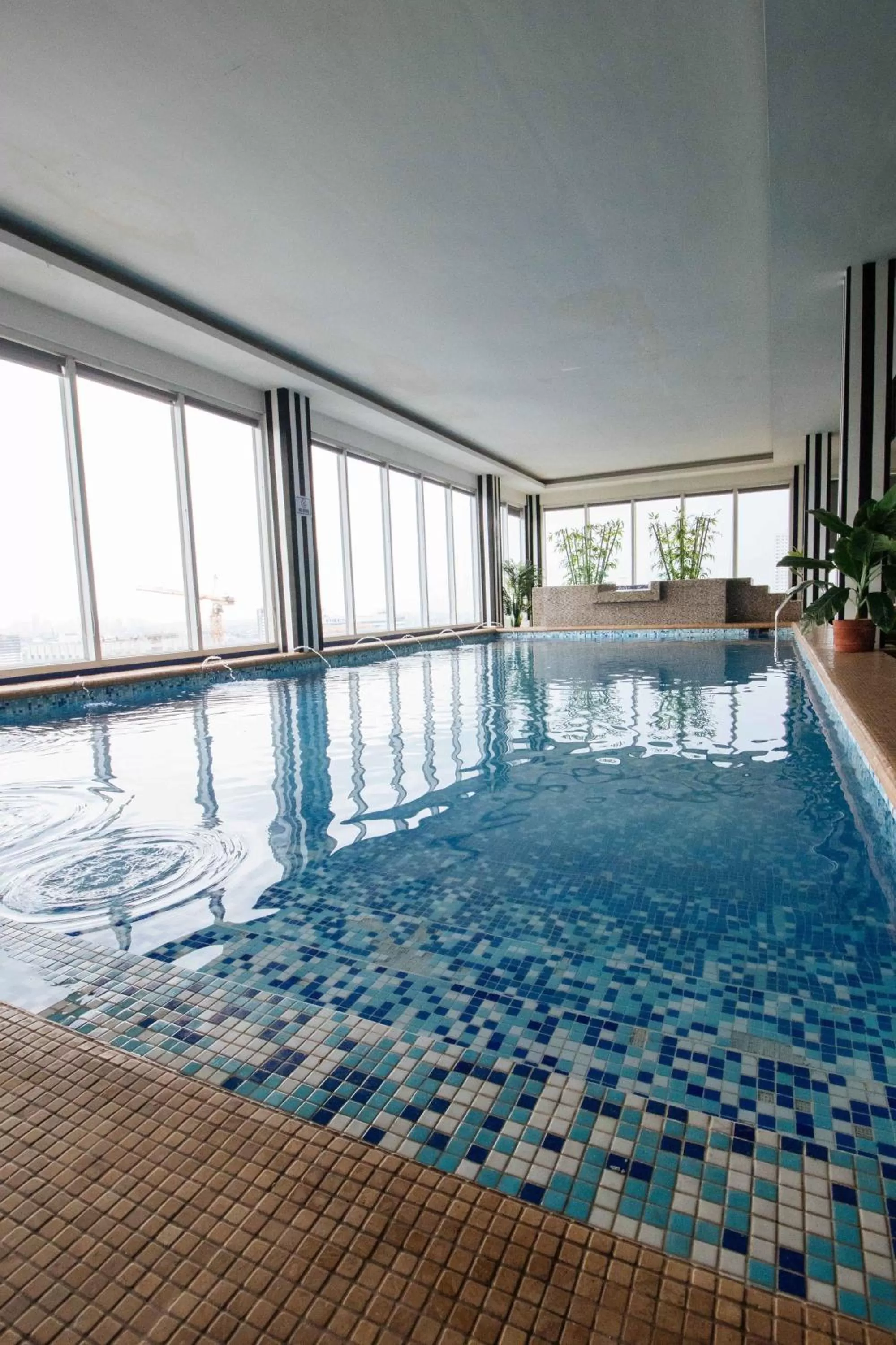 Swimming pool in Northpointe Residences