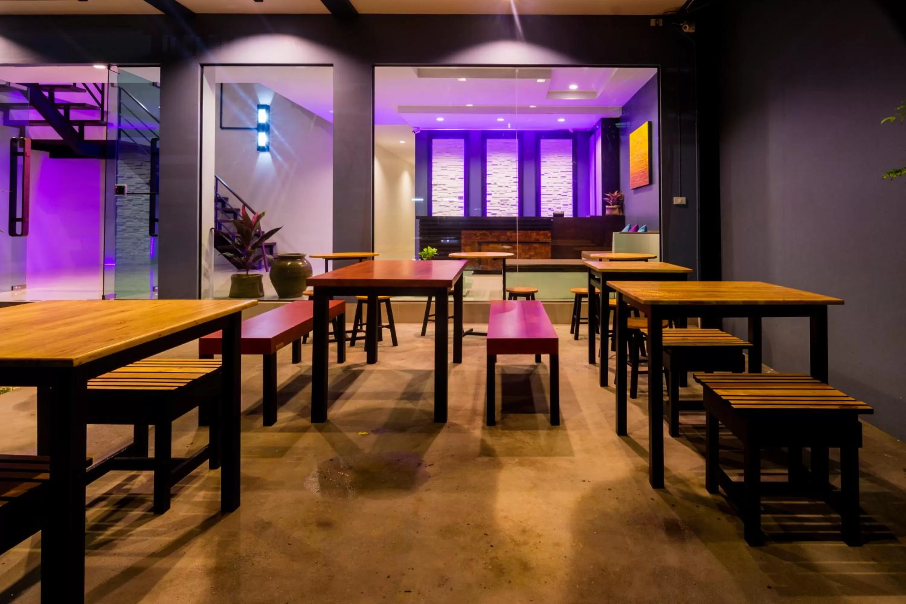 Restaurant/places to eat in S2 Residence